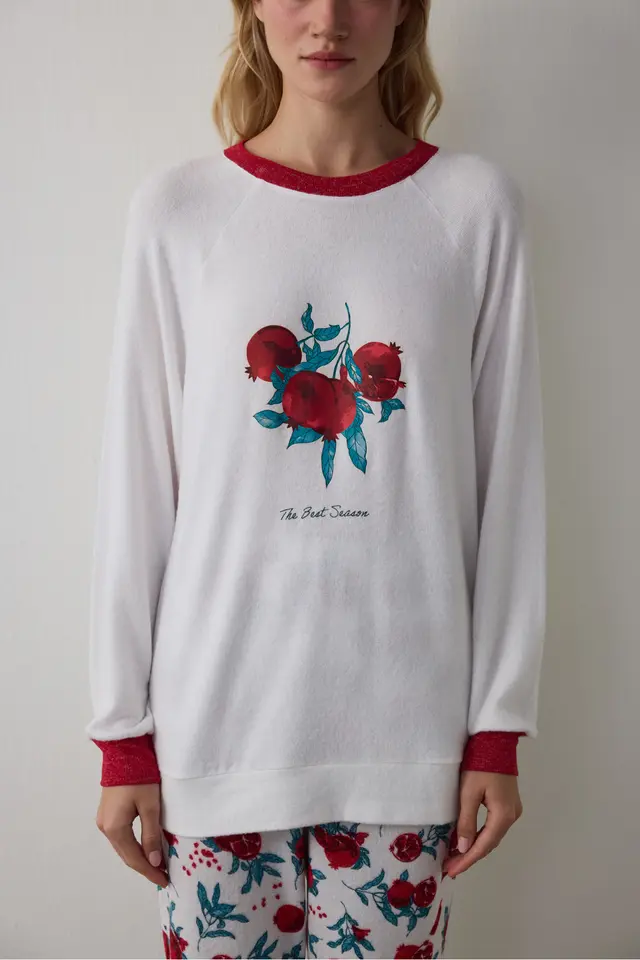PENTI Broken Best Season New Year Printed Crew Neck Thermal Effect Pajama Top