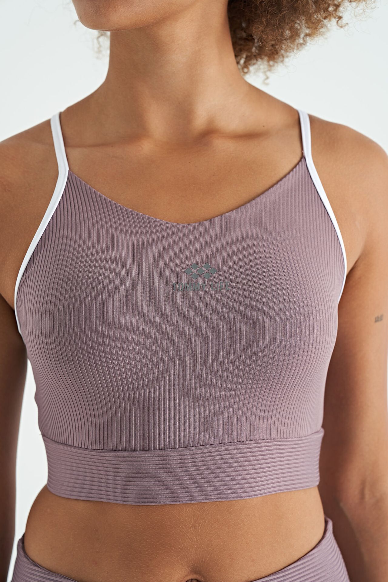 TOMMY Fitted Sleeveless Crop Sports Top 5