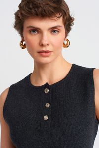 black-image-3
