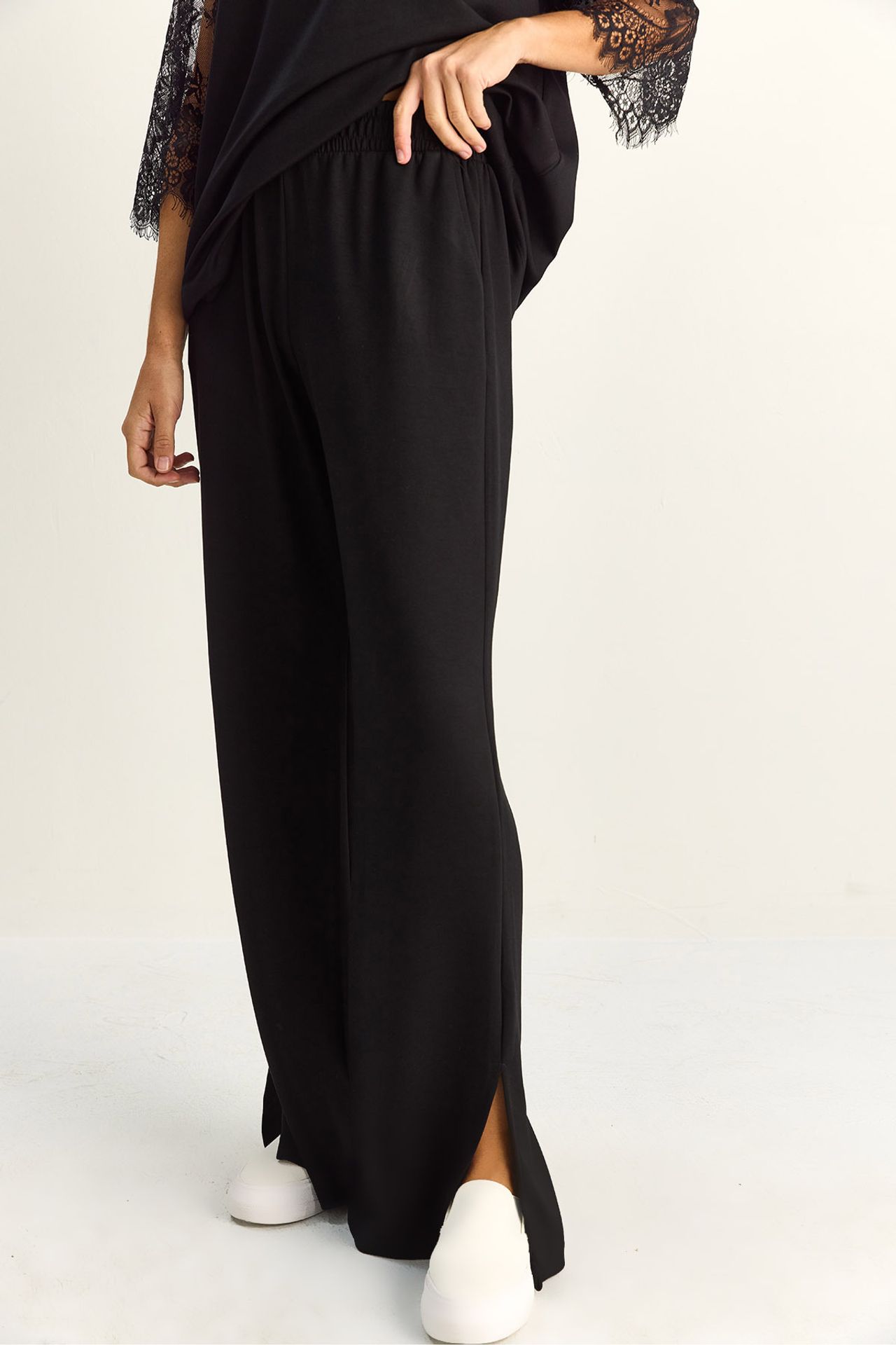 LUCCI Two-Piece Coordinated Set 6