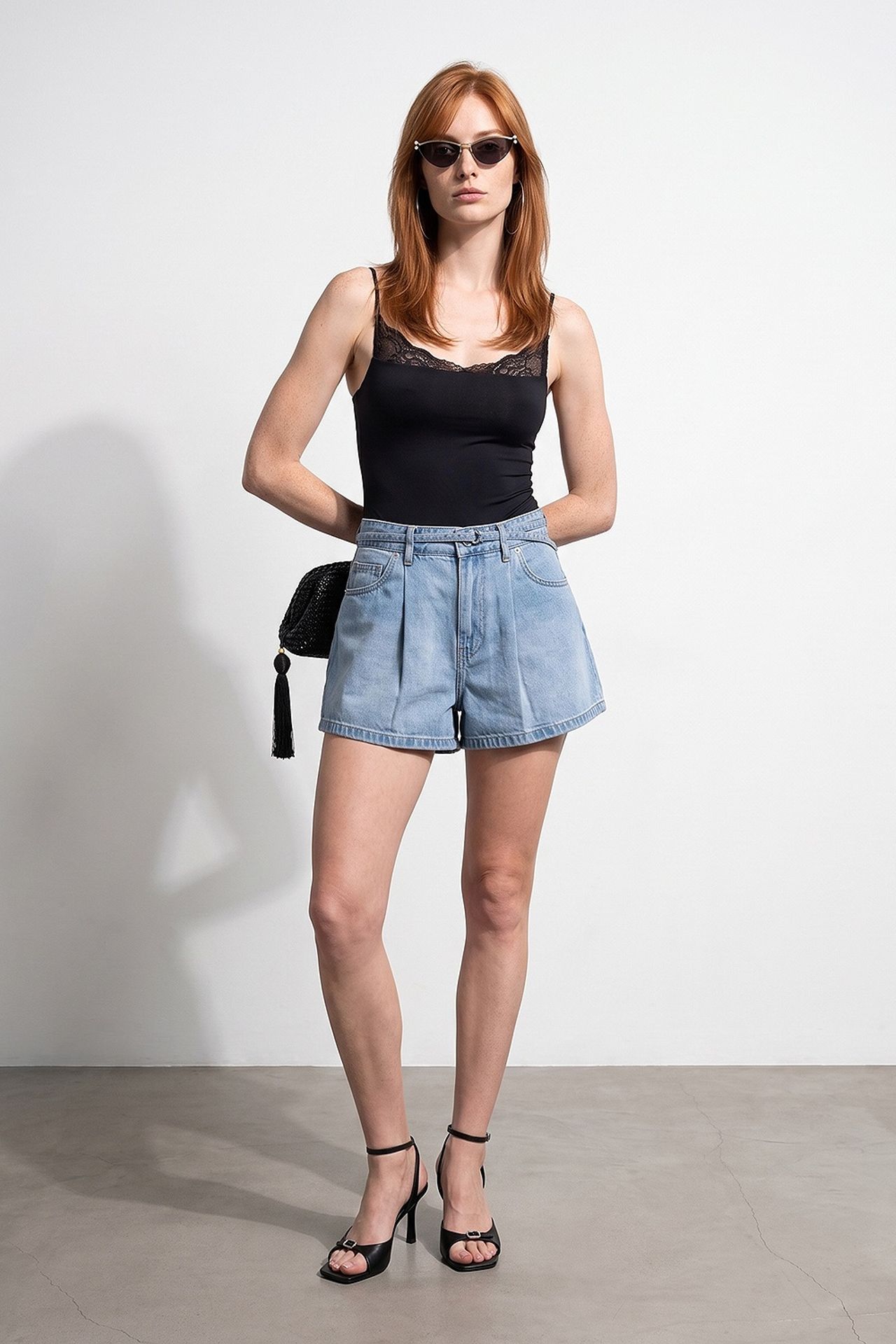 DILVIN High-Waist Belted Denim Shorts