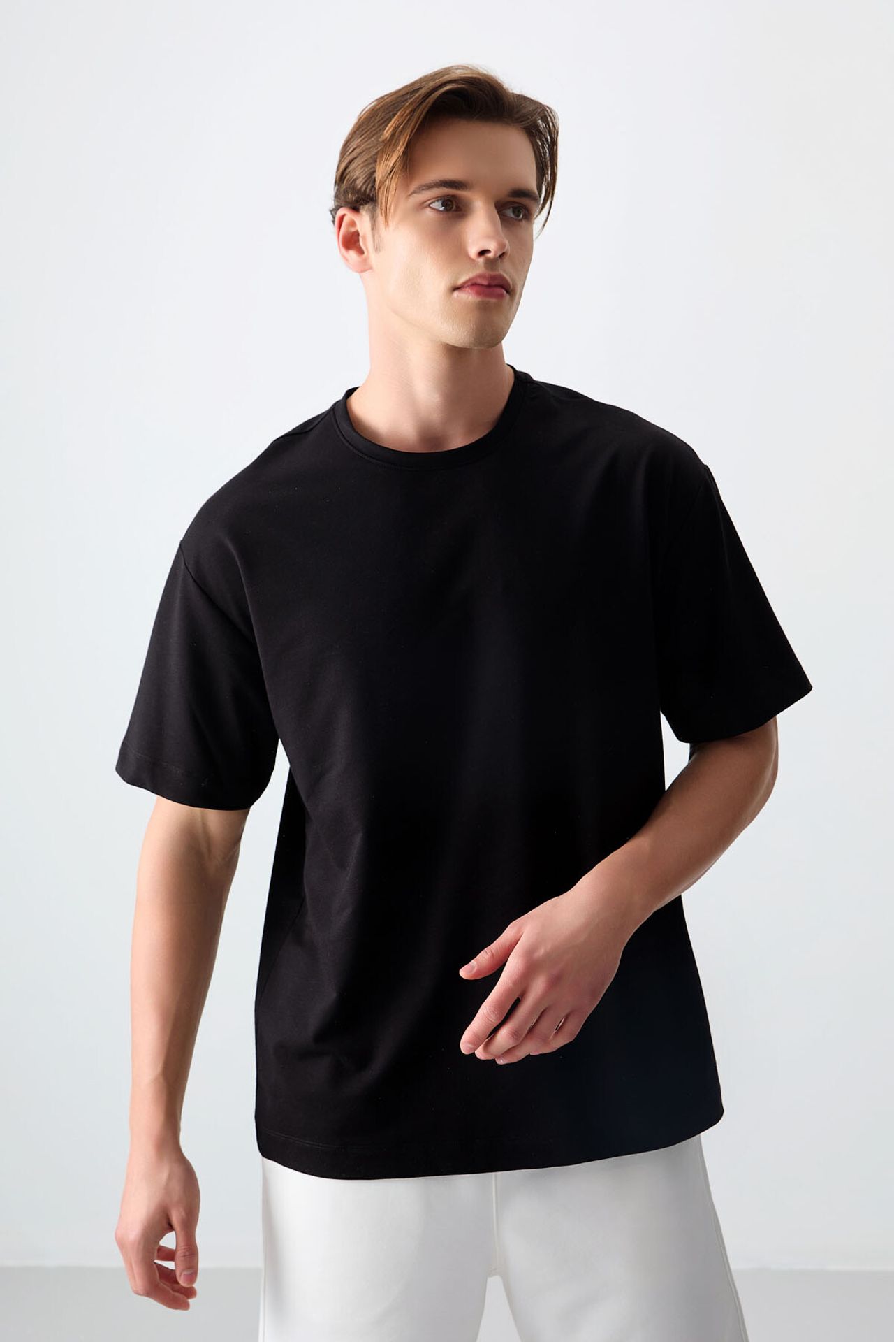 TOMMY Oversized Cotton Blend Crew Neck T-Shirt 6