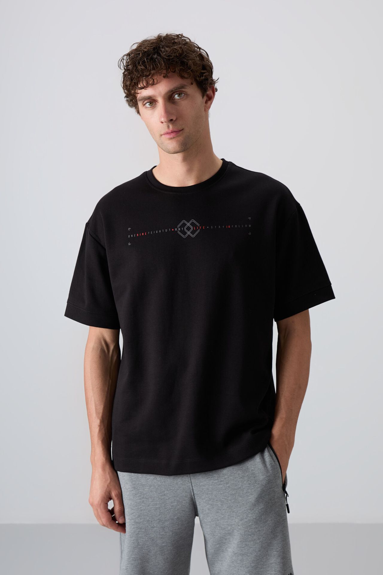 TOMMY Oversized Printed Crew Neck T-Shirt 1