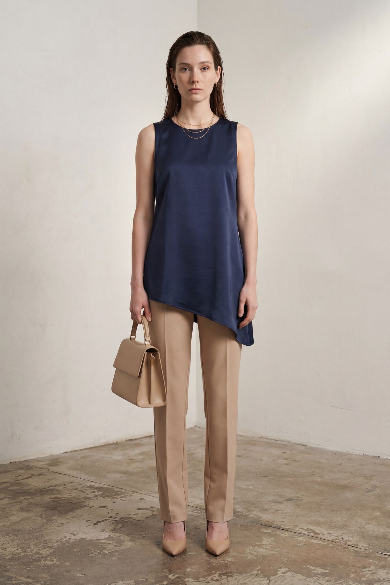 MY FASHION Satin Crew Neck Sleeveless Long Blouse with Slit 1