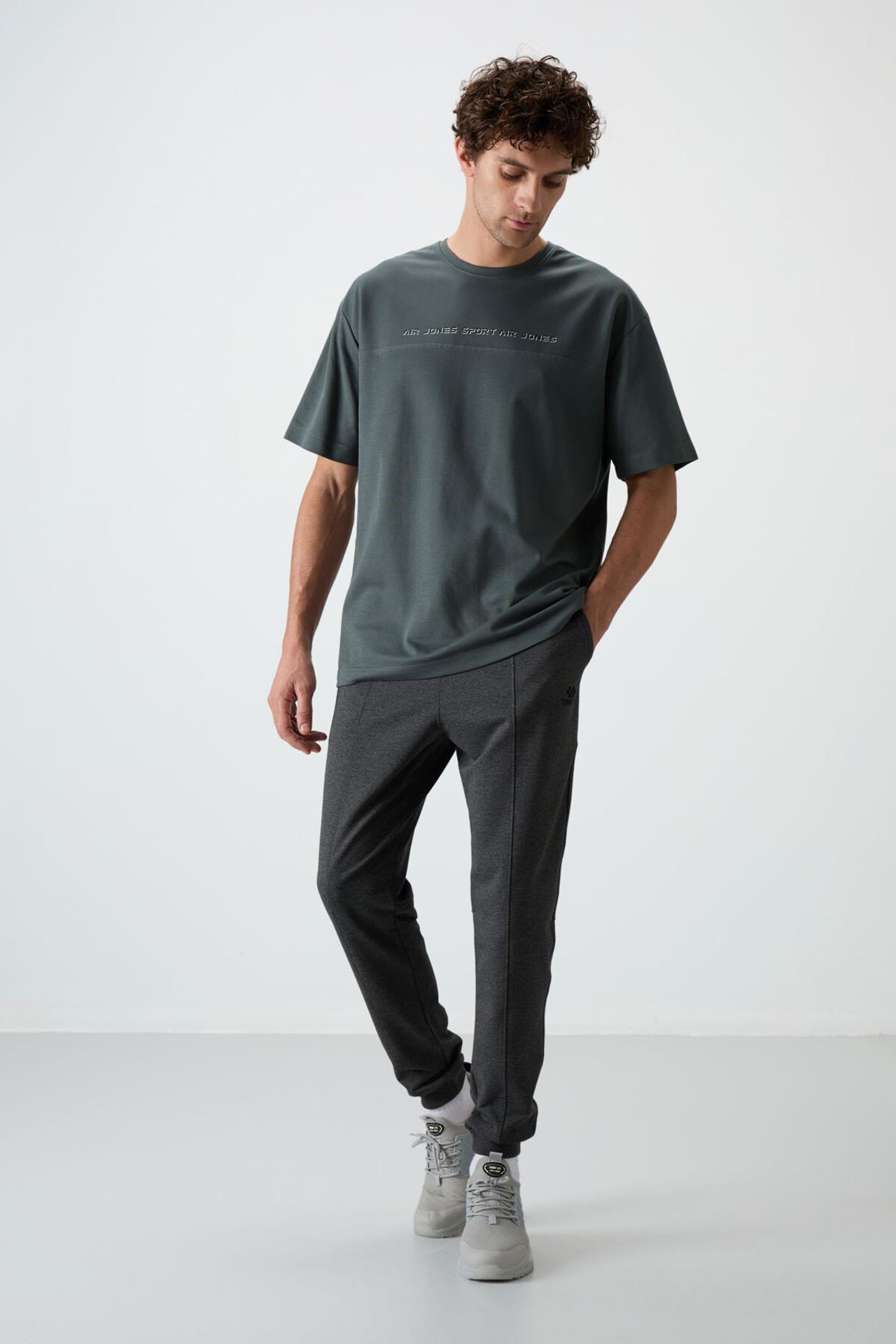 TOMMY Men's Fleece Jogger Sweatpants 2