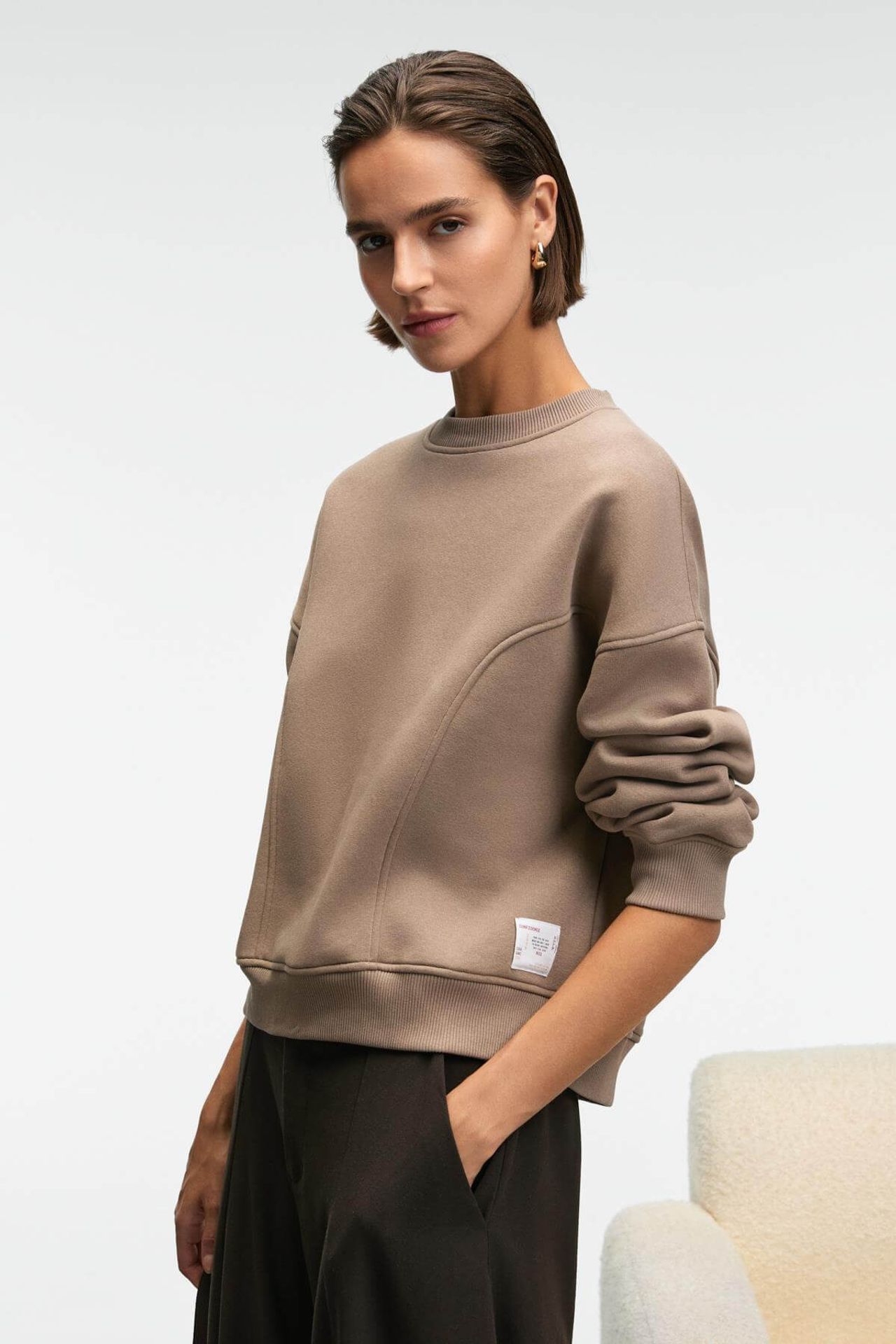 GRIMELANGE Oversized Crew Neck Sweatshirt 3