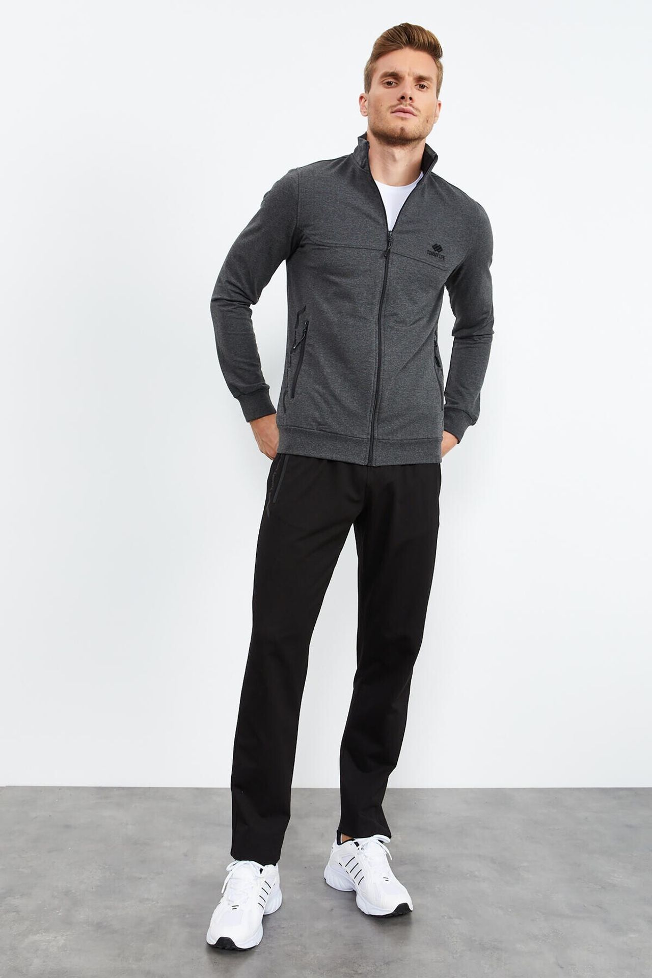 TOMMY Men's Zip-Front Sweatshirt And Pants Set 4