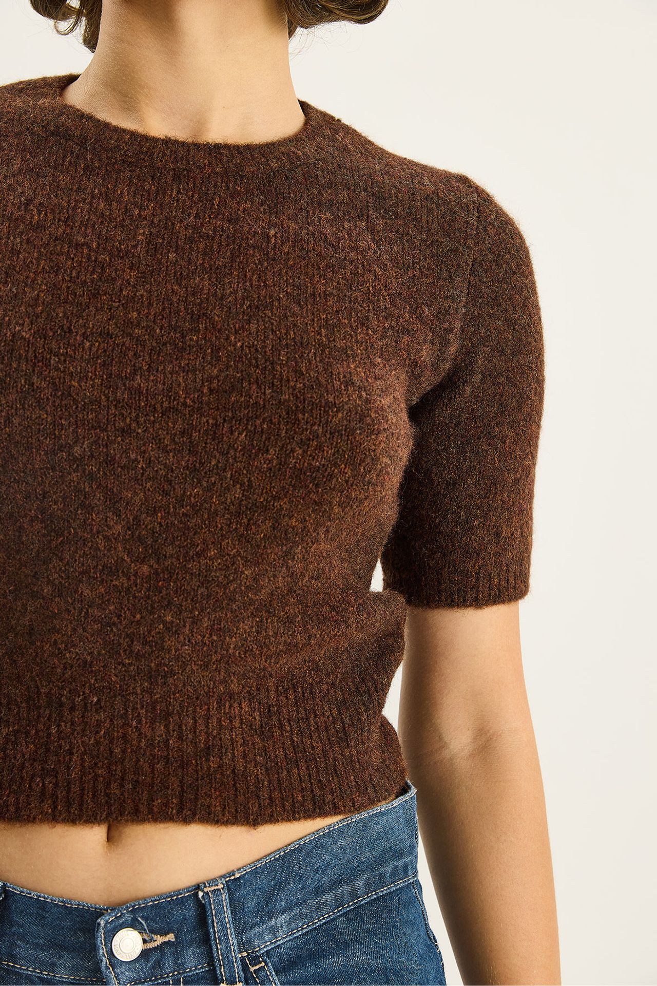 LUCCI Crew Neck Short Sleeve Knit Sweater 6