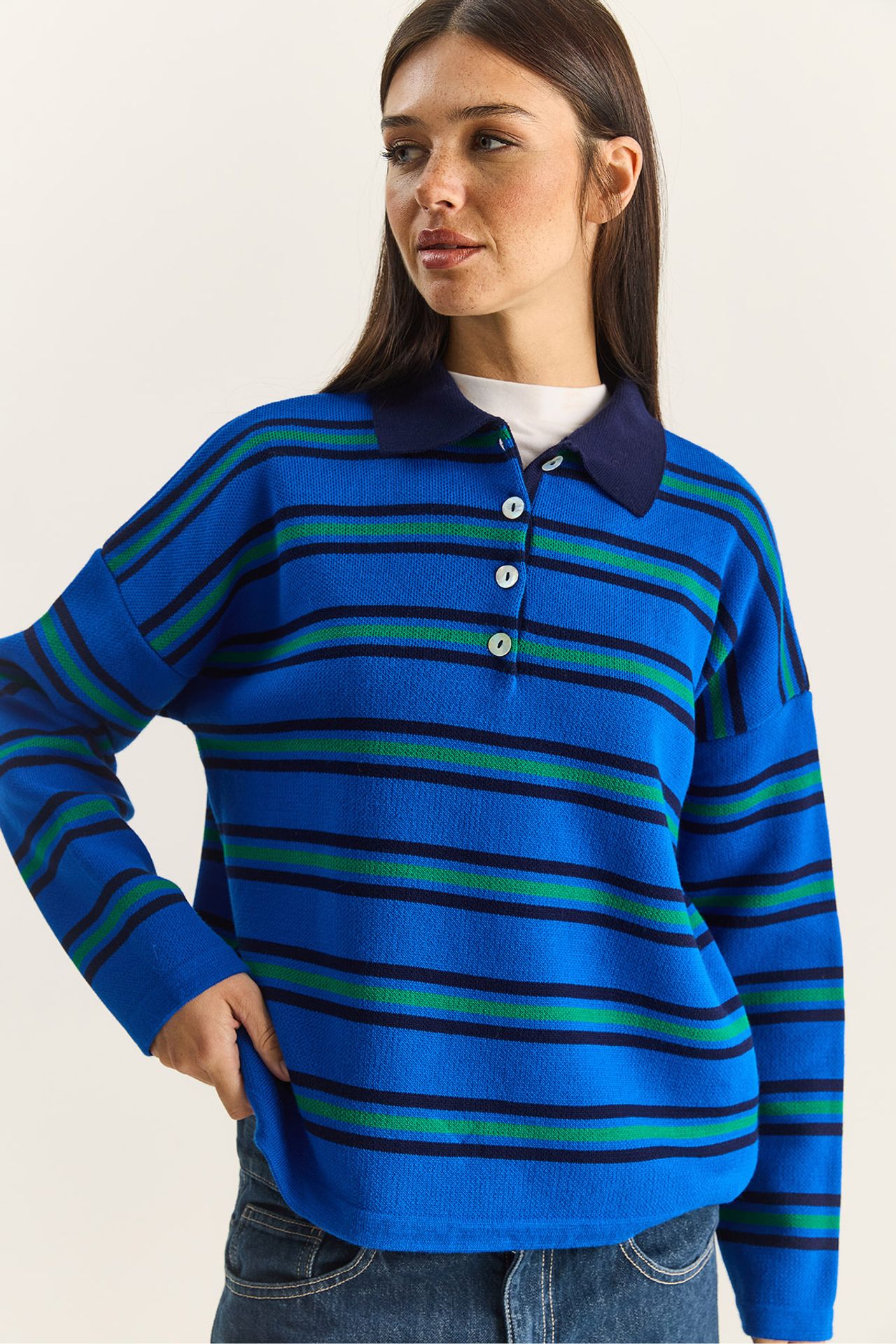 LUCCI Striped Polo Collar Button Sweater 4
