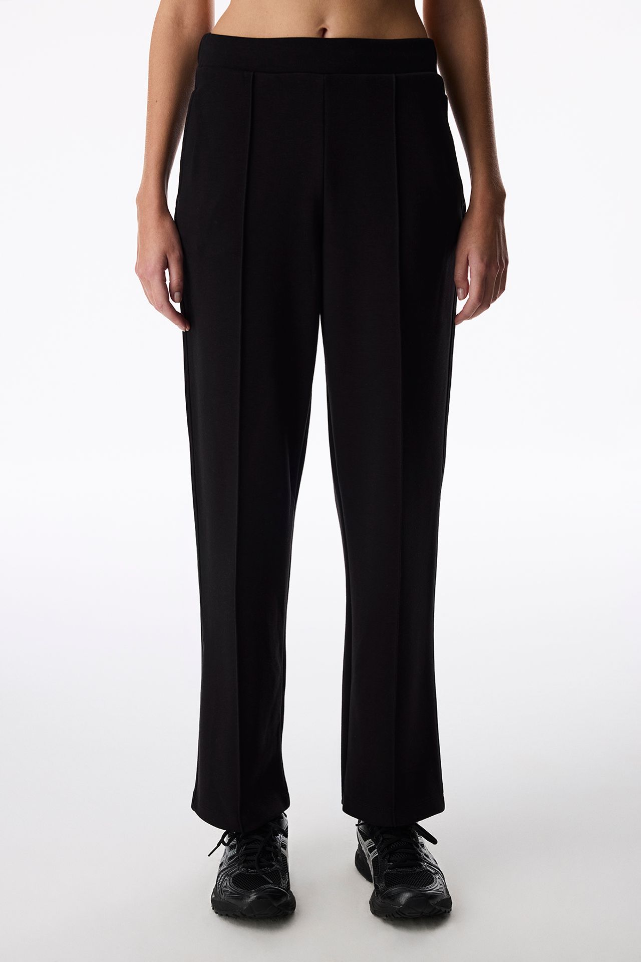 PENTI Silky Touch Tapered Trousers 2