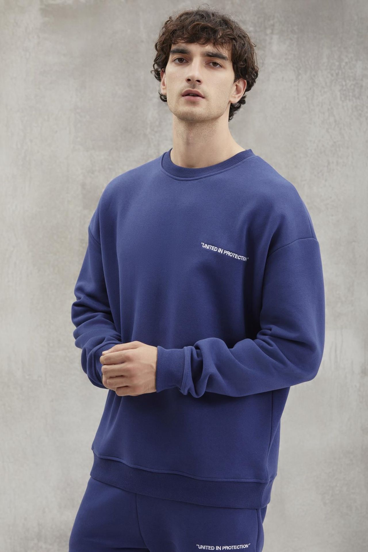 GRIMELANGE Bol Kesim Bisiklet Yaka Sweatshirt 2