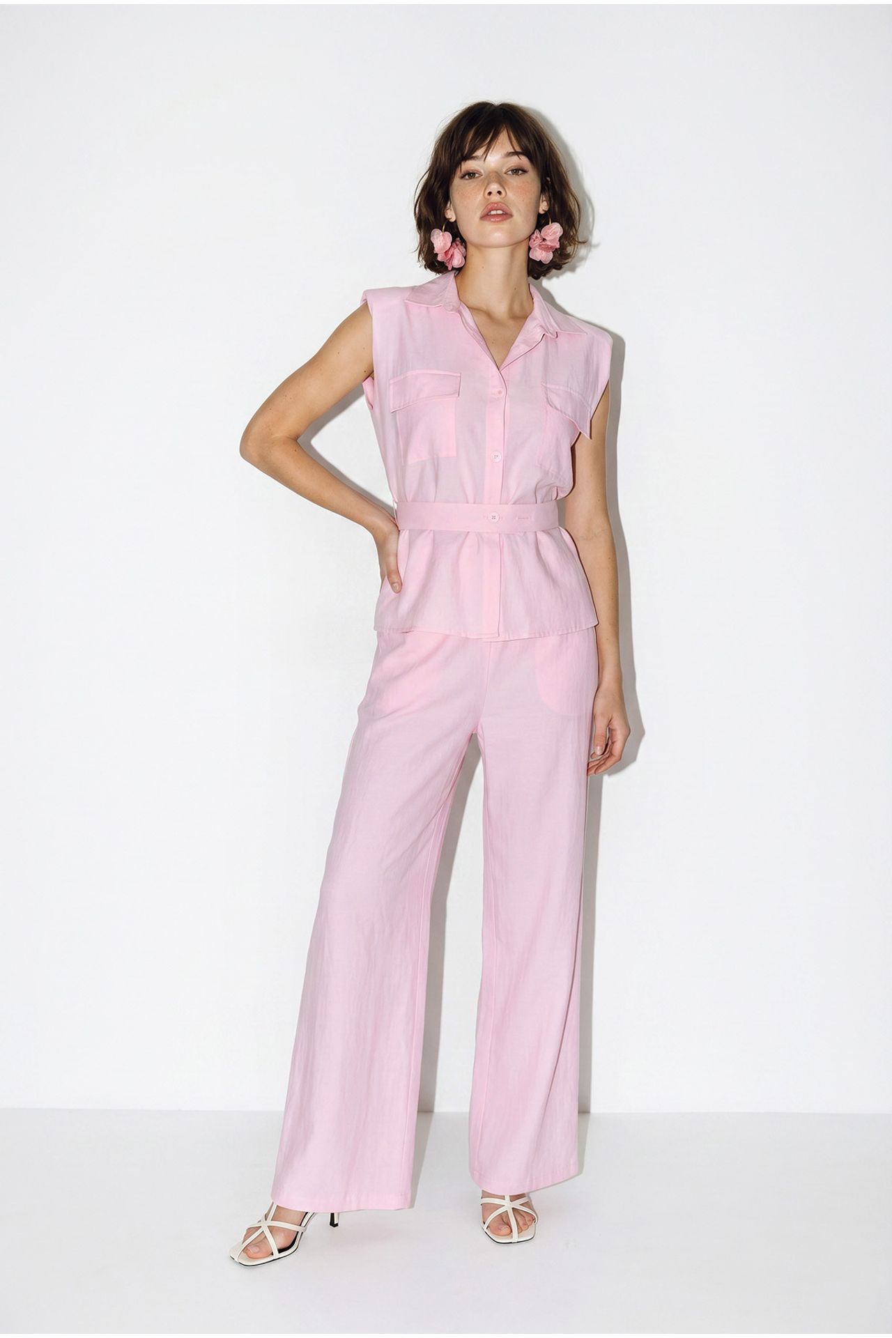 LUCCI Belted Sleeveless Blouse And Wide-Leg Trousers Set 3