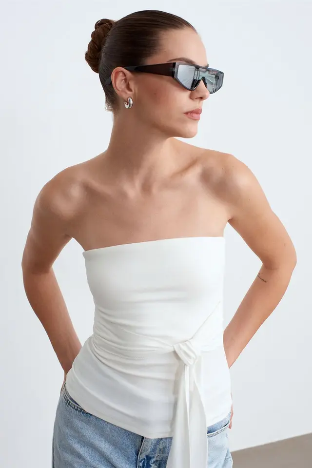 DILVIN Slim Fit Strapless Bandeau Blouse