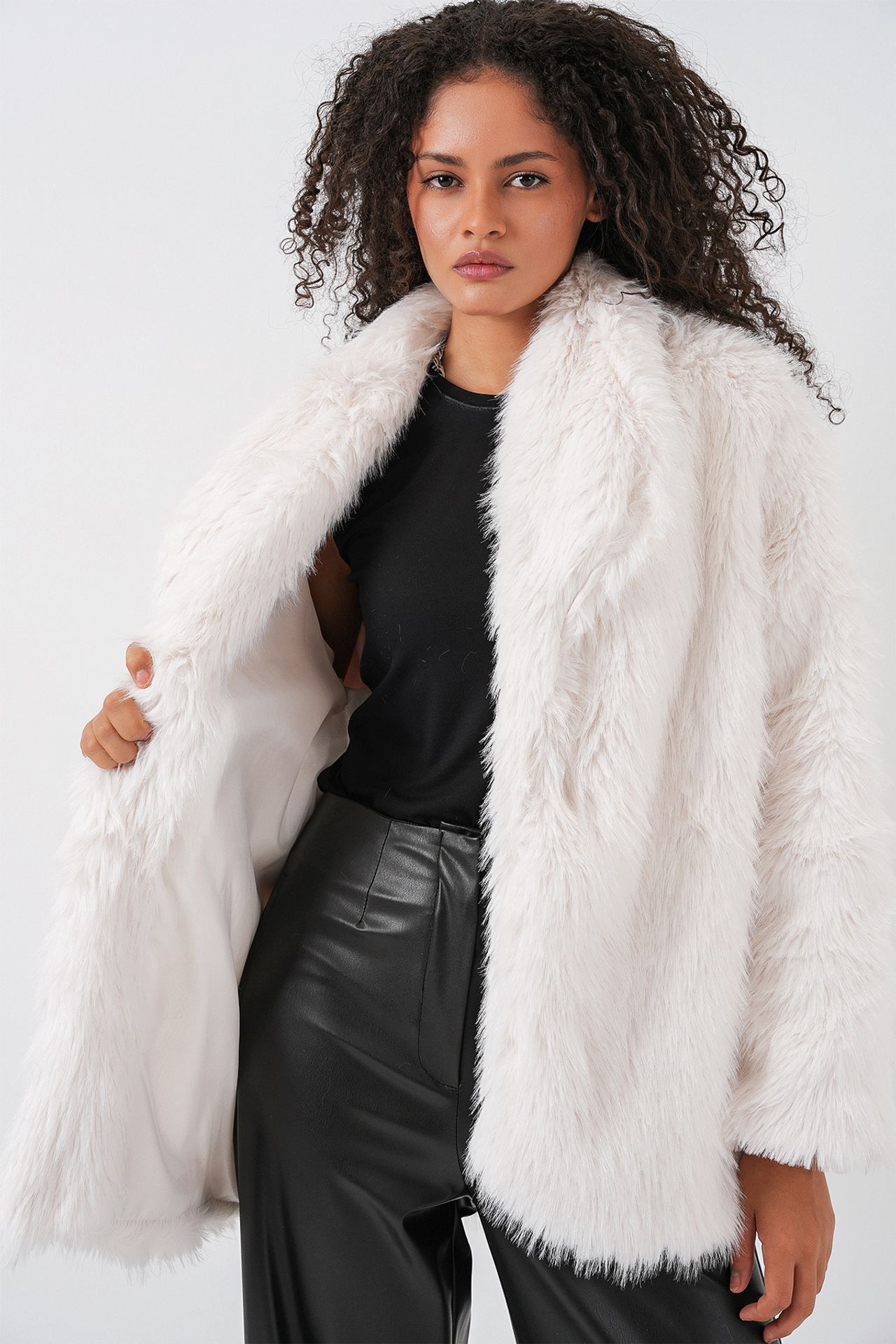 BDART Long Oversized Faux Fur Coat With Belt 4
