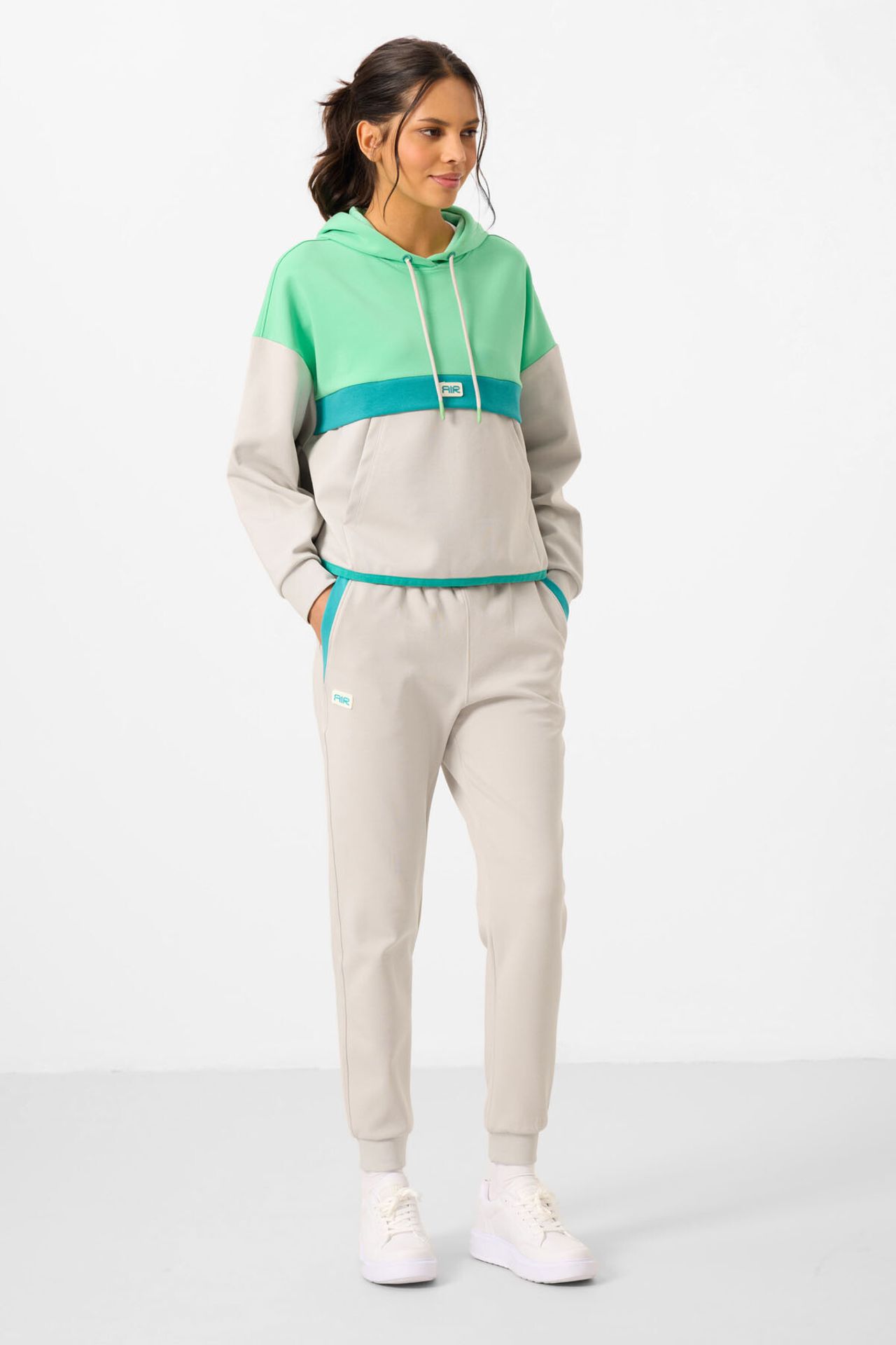 TOMMY Color-Blocked Hooded Sweatshirt And Pants Set 2