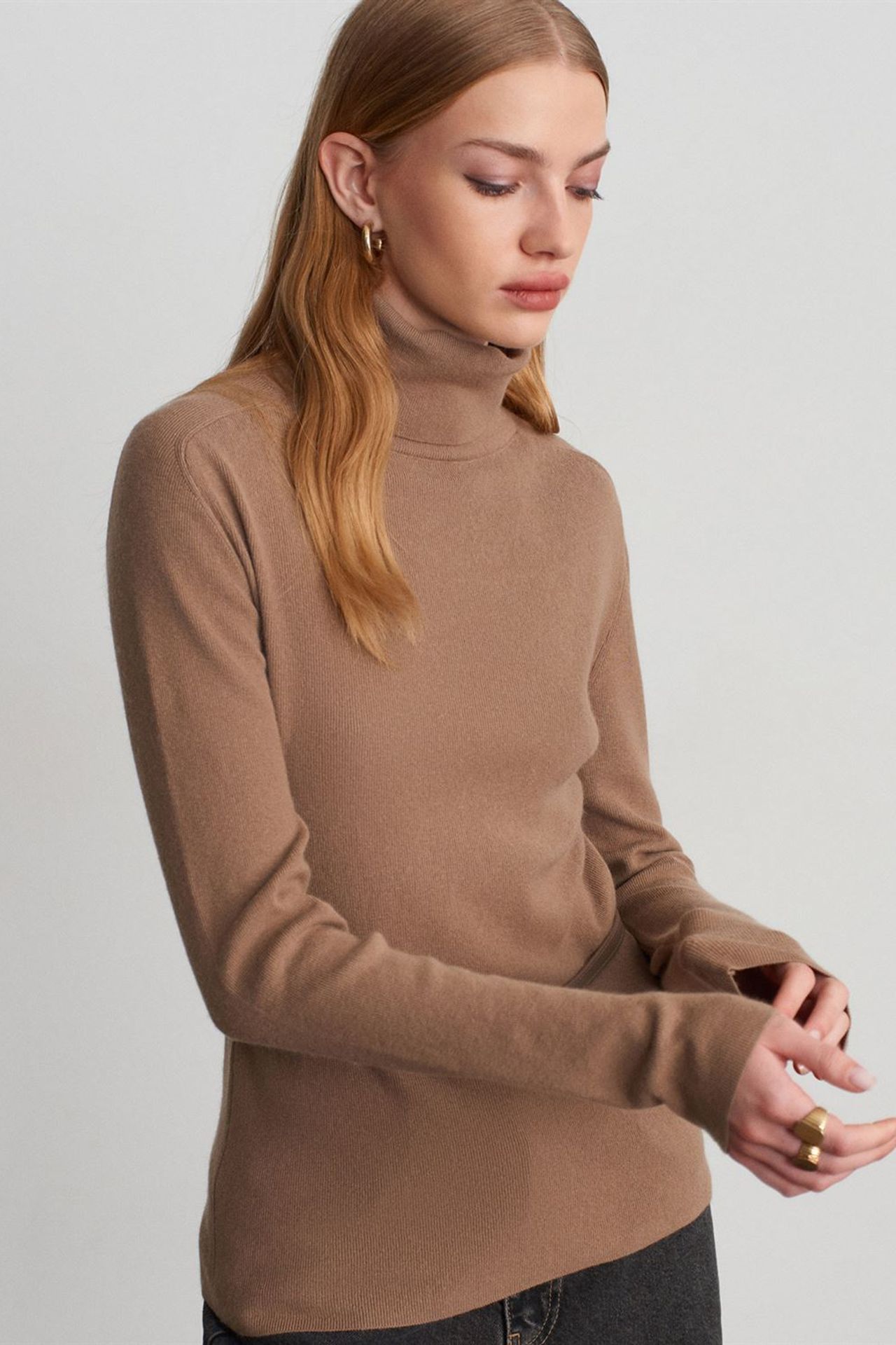 DILVIN Women's Belted Turtleneck Knit Sweater 3
