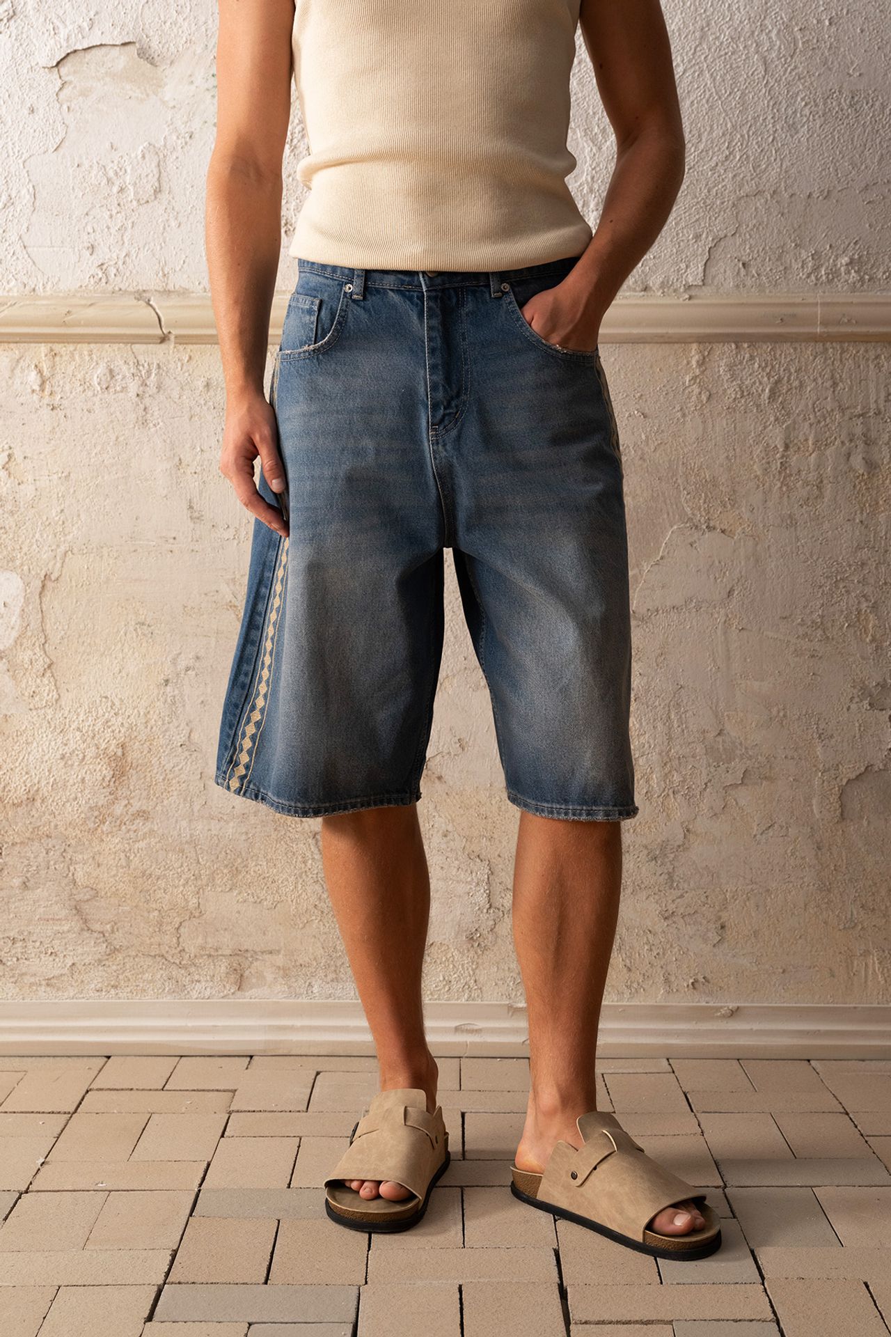 GIESTO Men's Striped Embroidered Denim Shorts 1