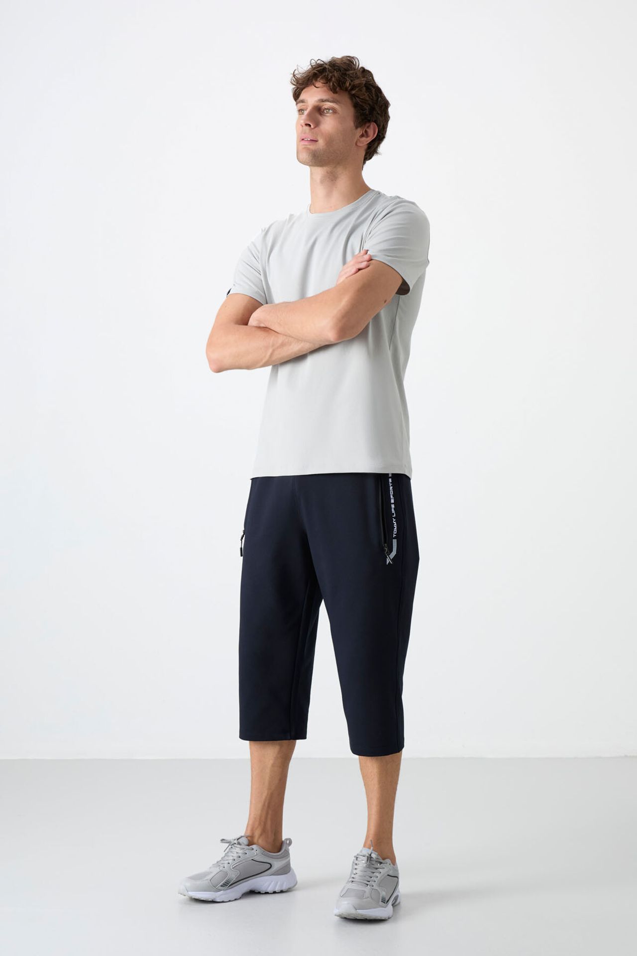 TOMMY Men's Capri Cycling Shorts 5