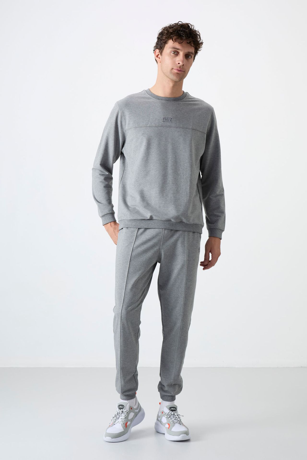 TOMMY Men's Fleece Sweatshirt And Pants Set 4
