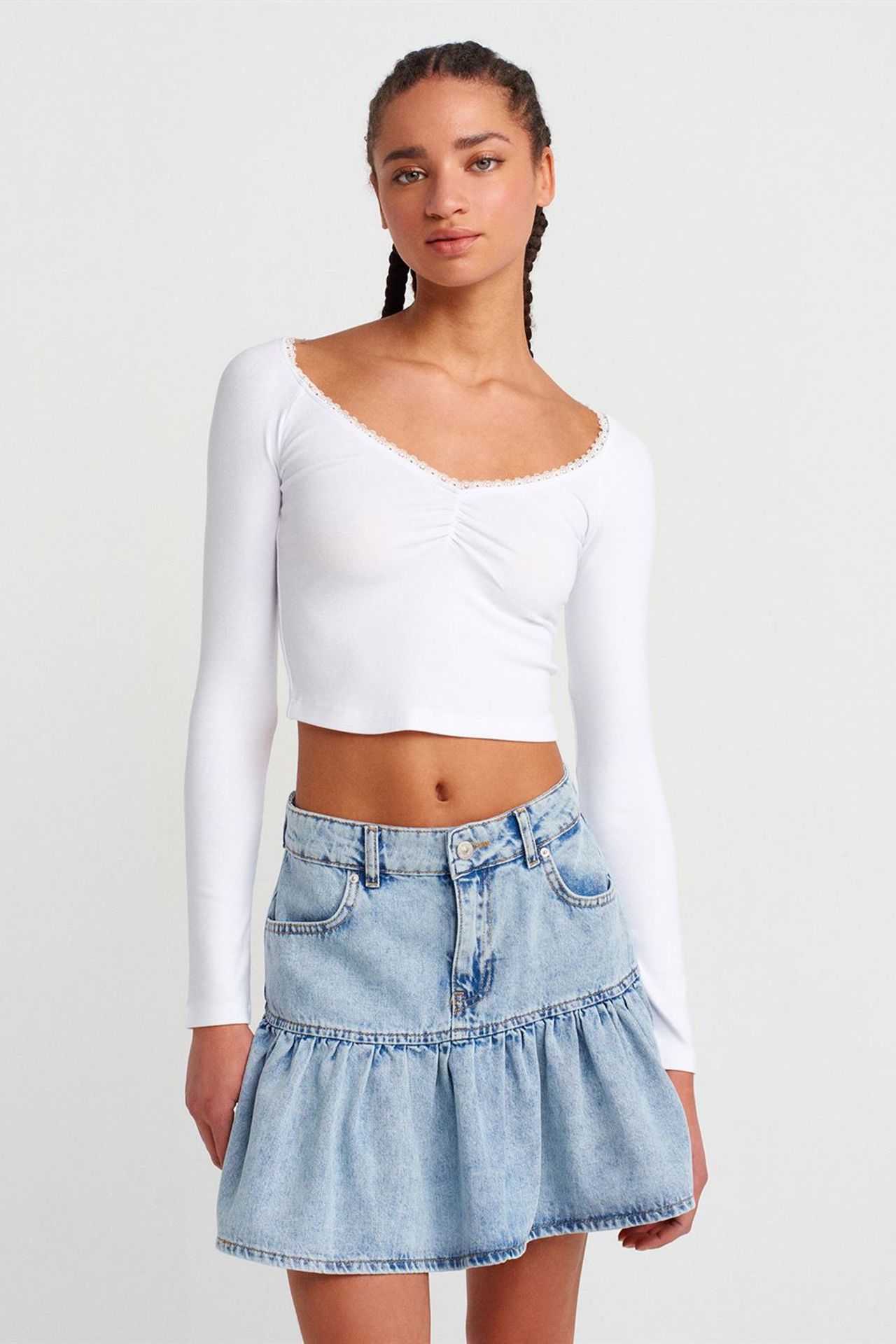DILVIN Women's Ribbed Crop T-Shirt 3