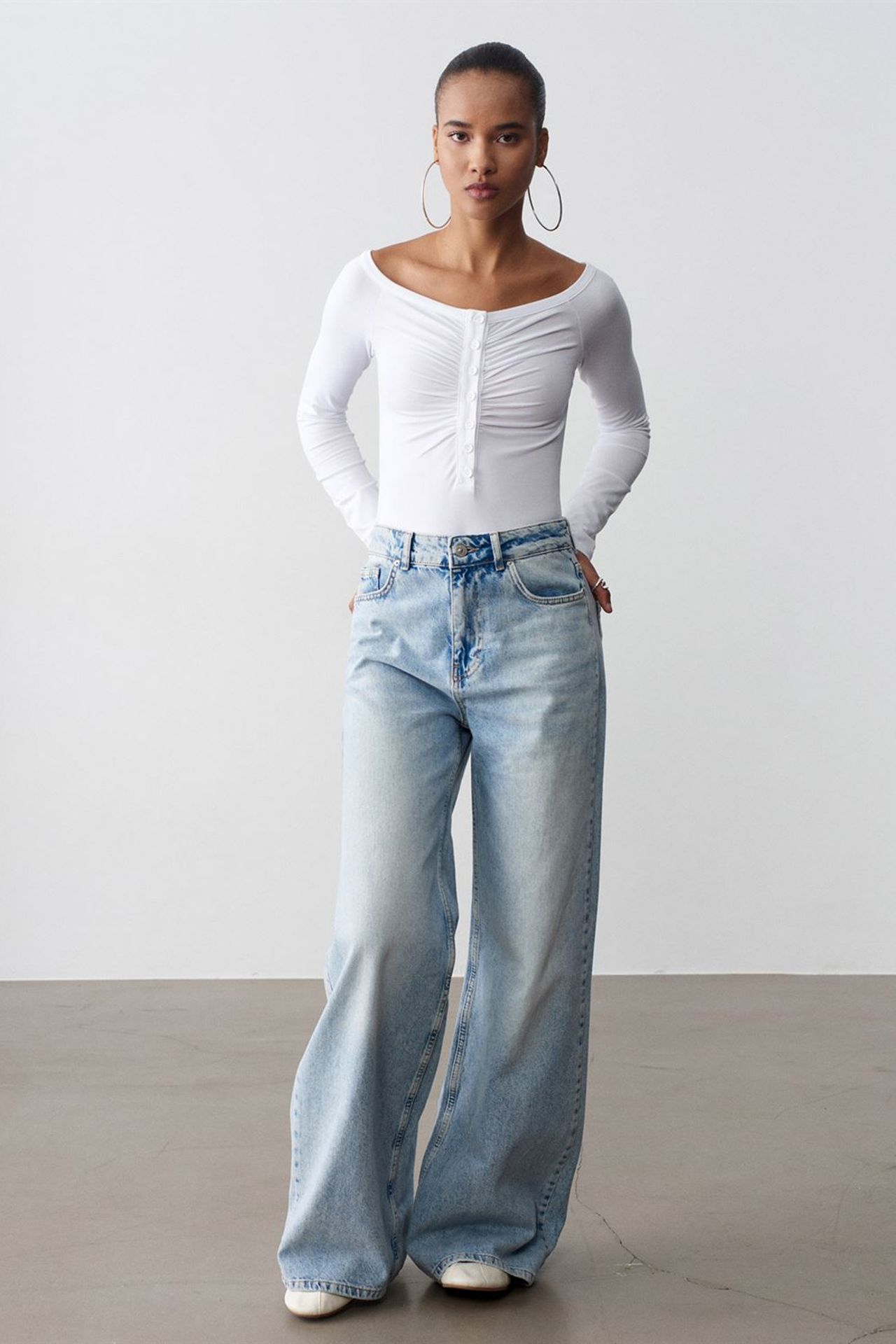 DILVIN Kayık Yaka Slim Fit Body Bluz 1