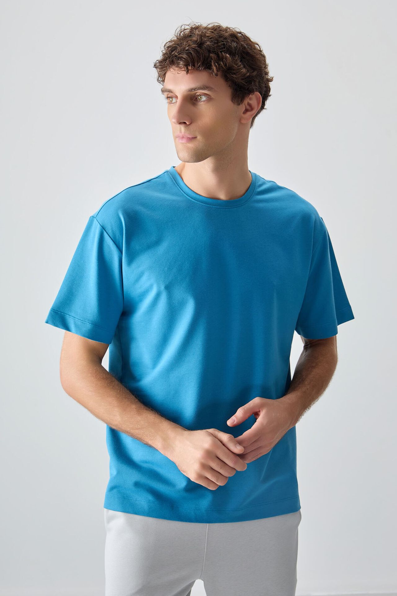 TOMMY Oversized Cotton Blend Crew Neck T-Shirt 5