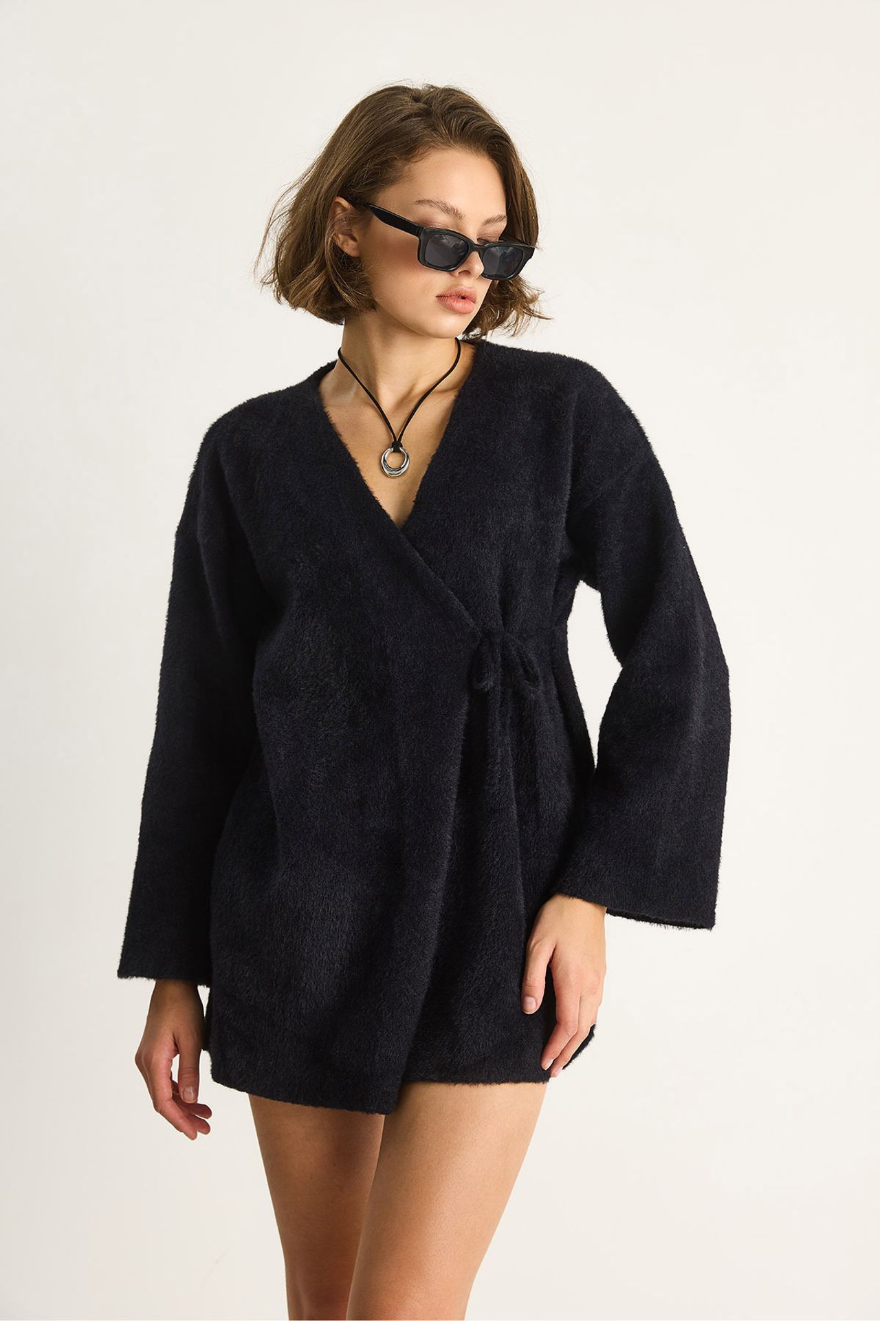 LUCCI Tie Closure Cardigan 3