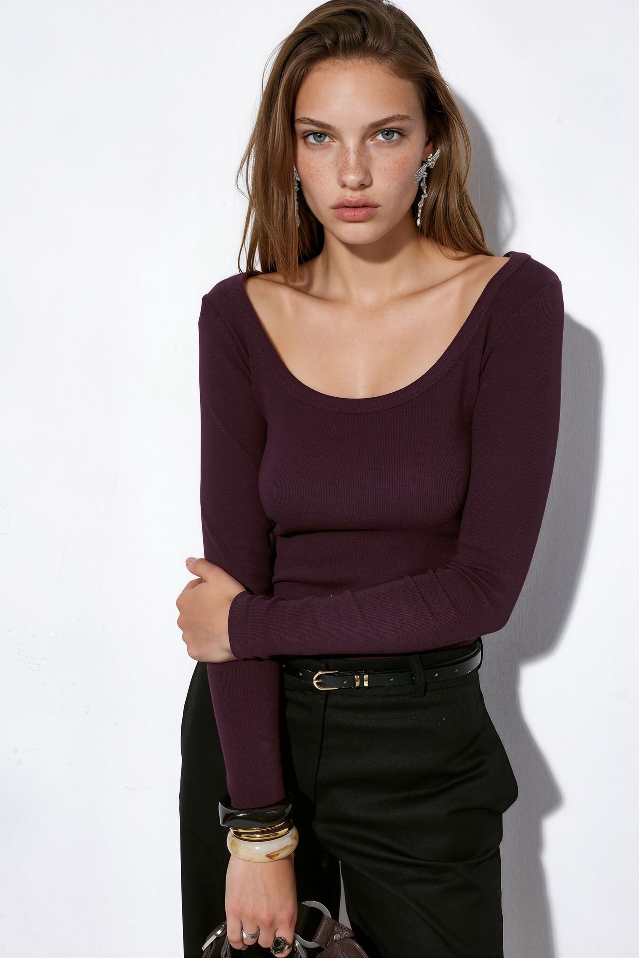 BUSEM Women's Ribbed Long-Sleeve Crop Top 1