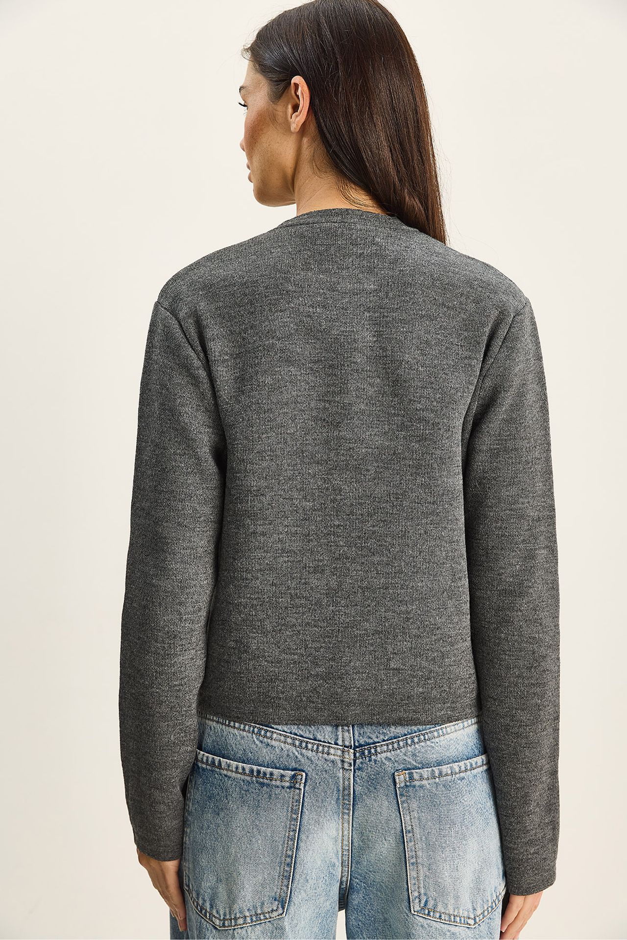 LUCCI Crew Neck Knit Cardigan with Bow Detail 6