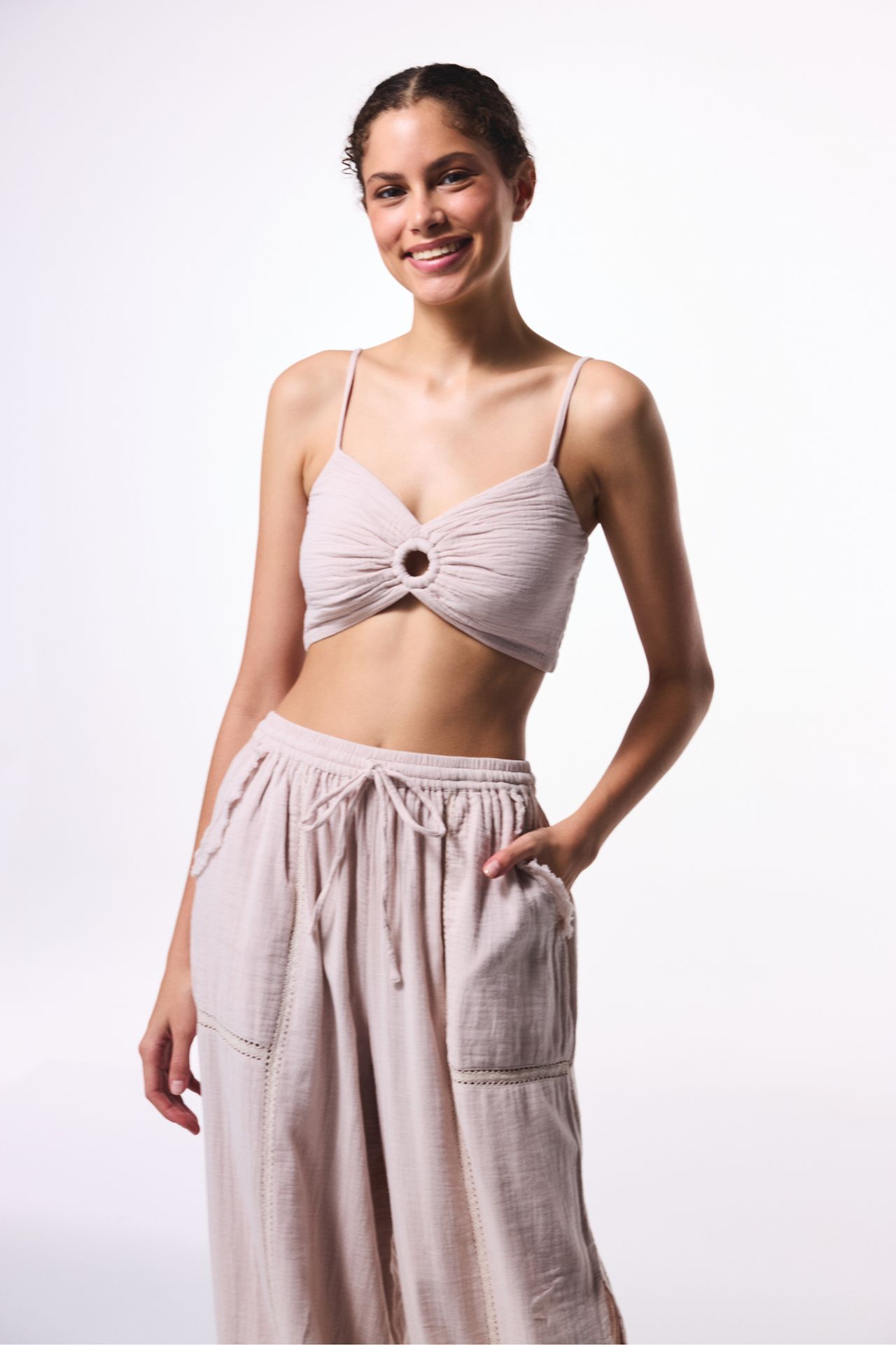 PENTI V-Neck Stone Women's Crop Top 3