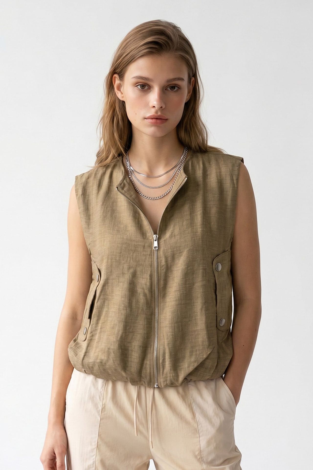 MIXRAY Women's Woven Poplin Waistcoat With Zip Front 1