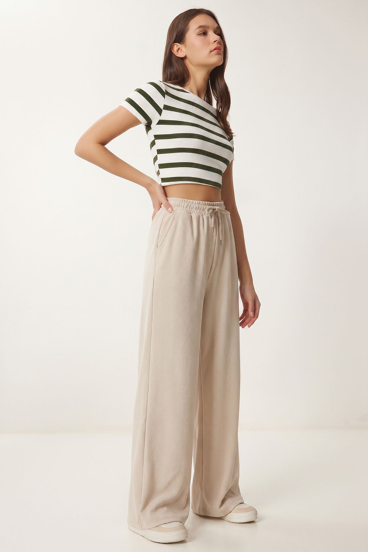 ISTANBUL Women's Wide-leg Modal Joggers 3