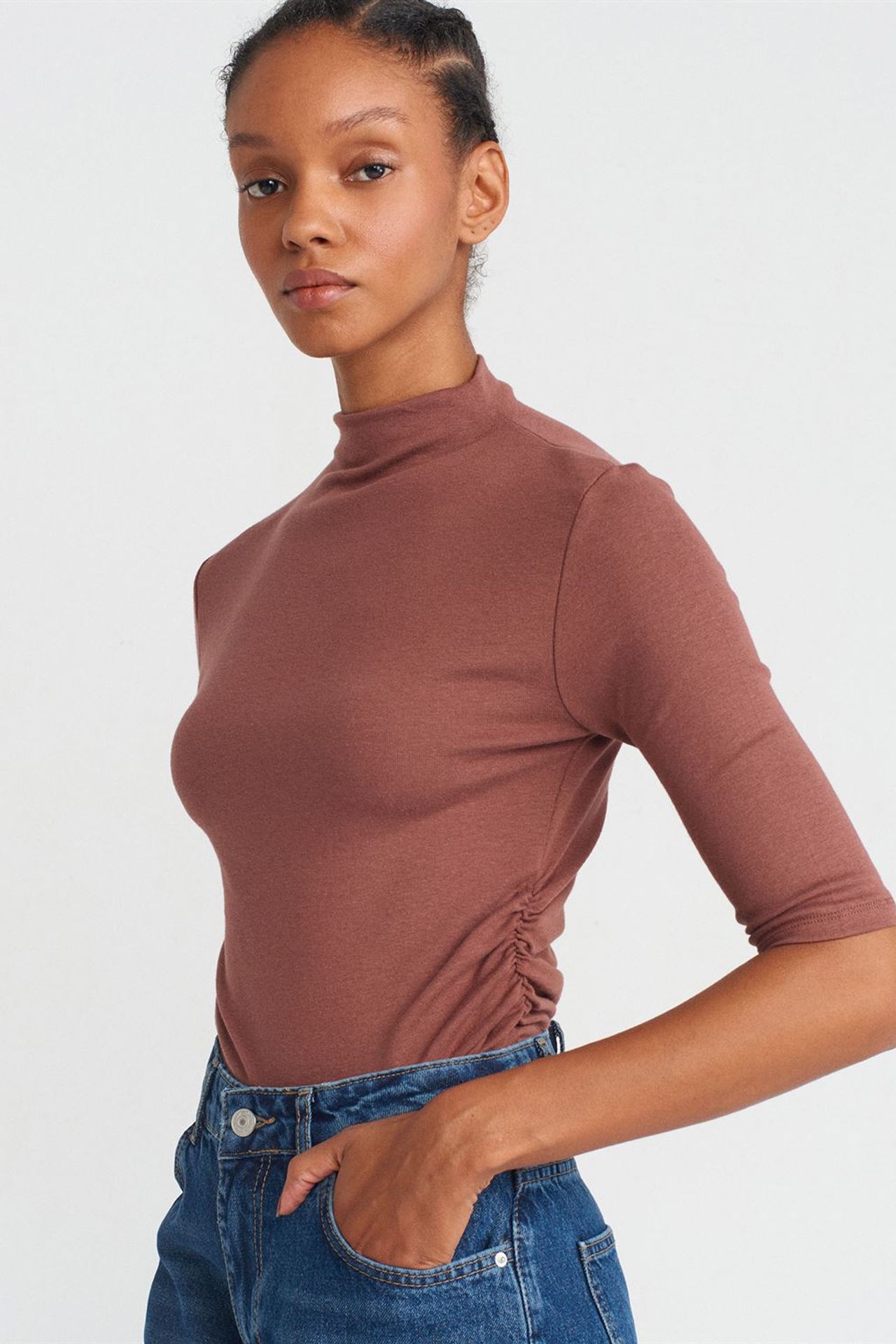 DILVIN Kadın Slim Fit Yarım Balıkçı Yaka Tişört 1
