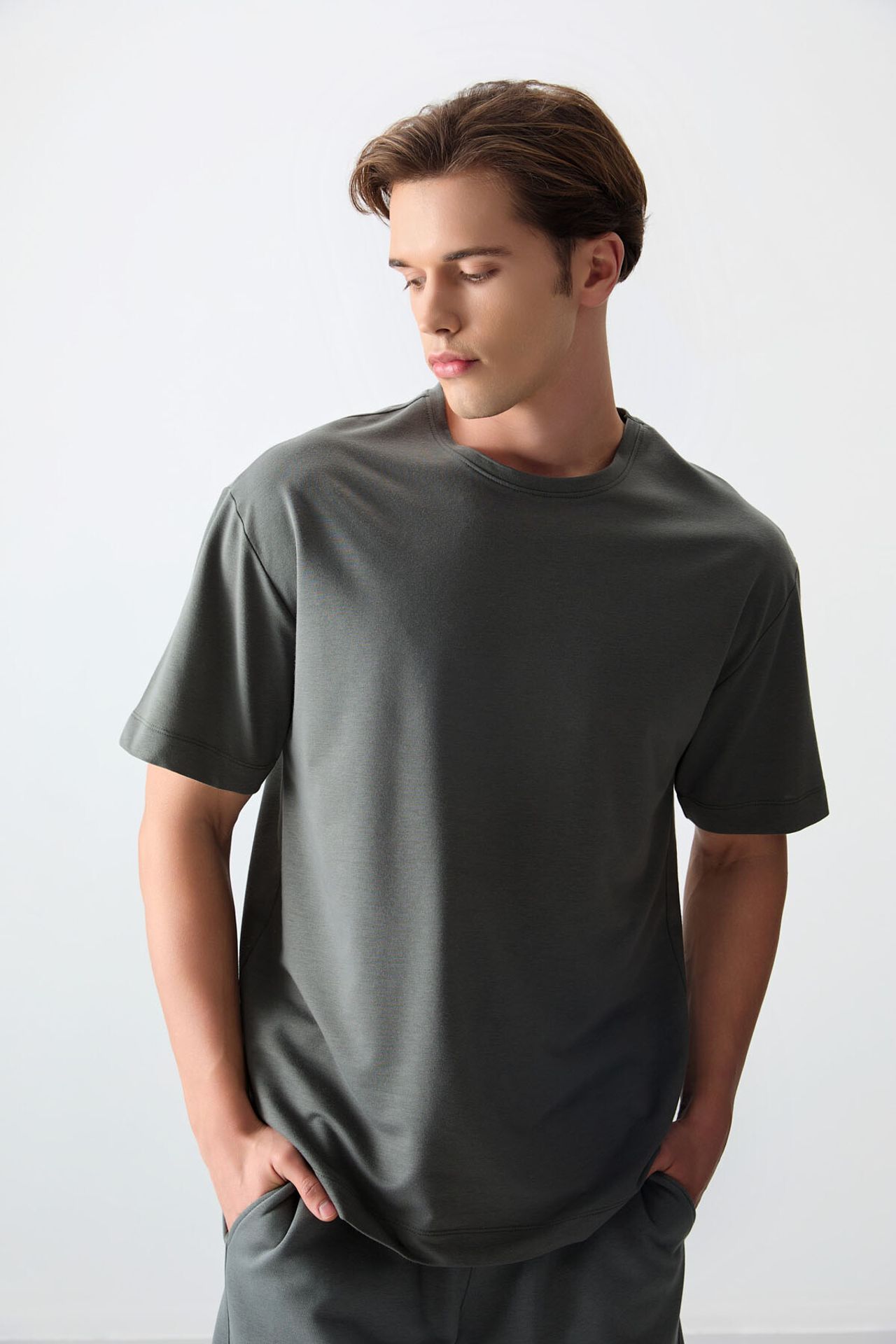 TOMMY Oversized Cotton Blend Crew Neck T-Shirt 2