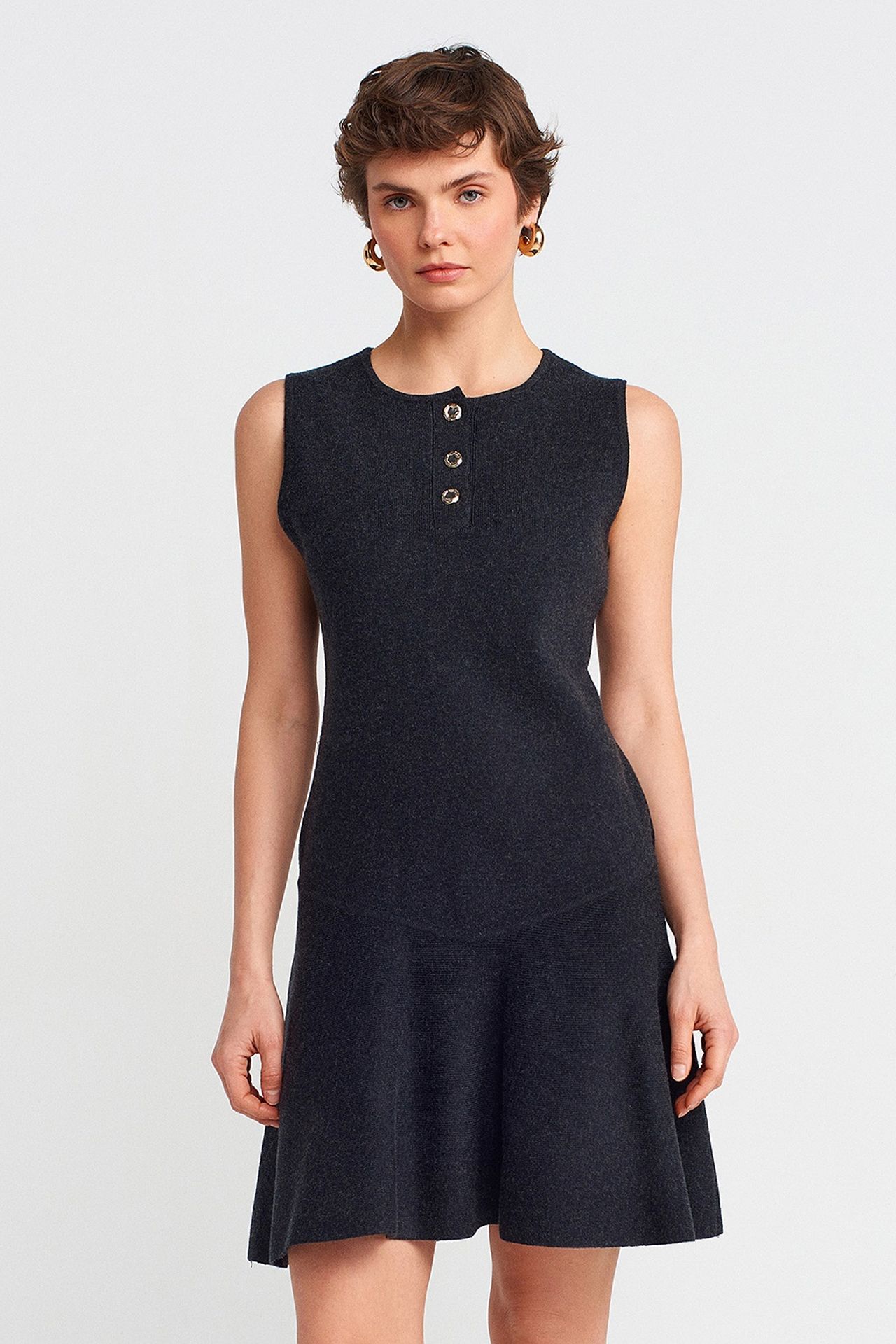 DILVIN Sleeveless Seamless Knit Skater Mini Dress