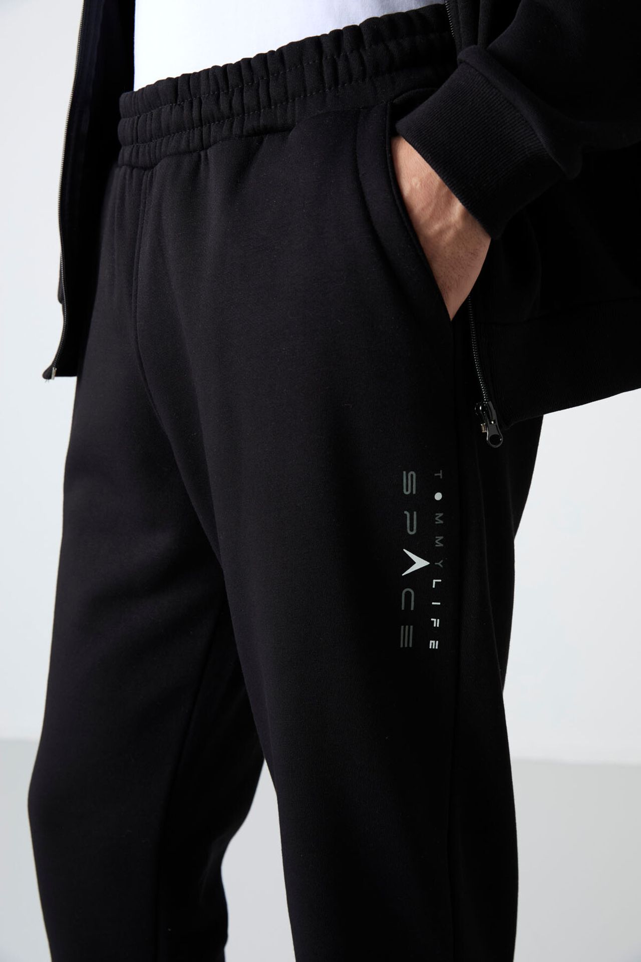 TOMMY Men's Color-Blocked Zip Sweatshirt And Pants Set 5