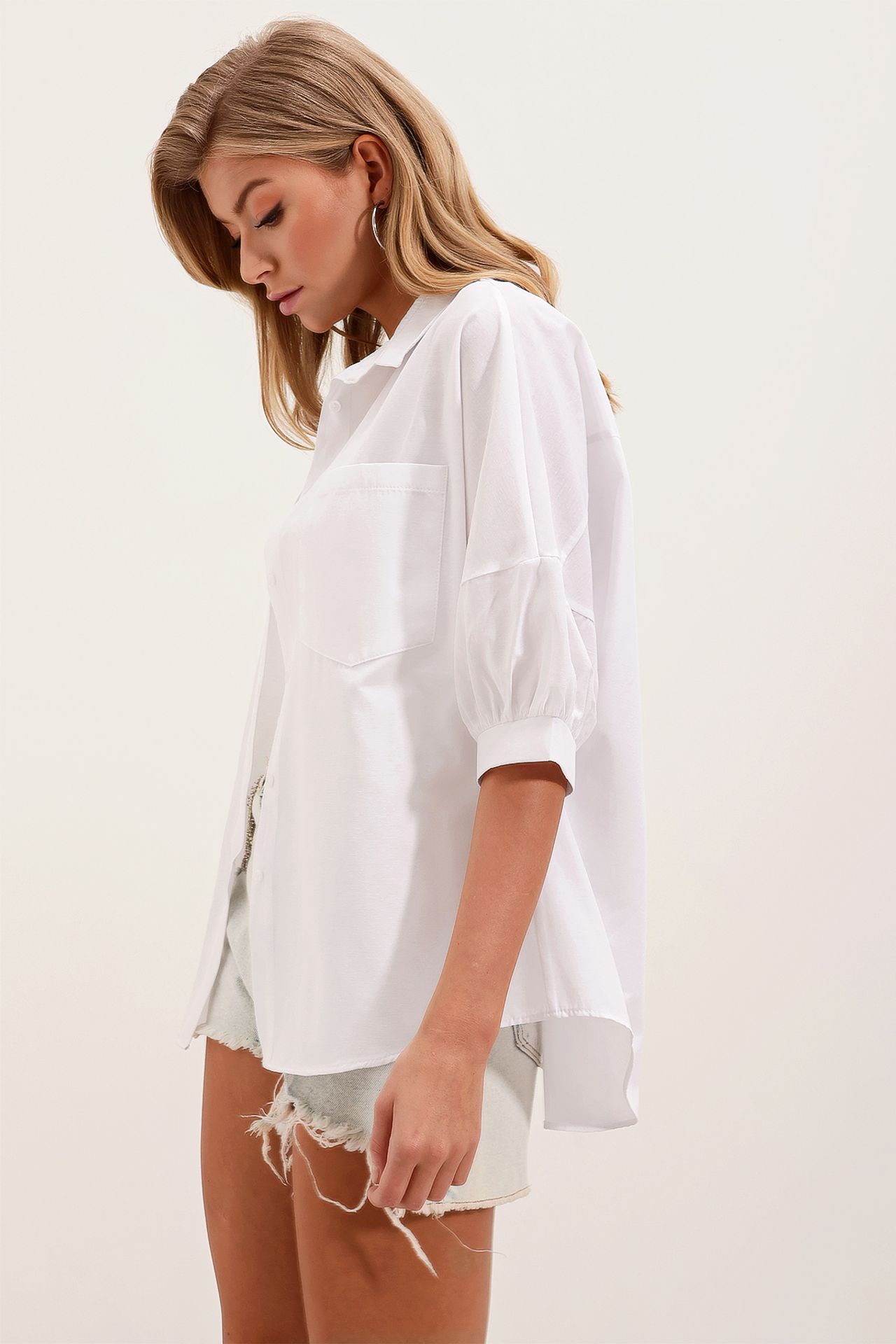 BDART Loose Fit Poplin Shirt with Pocket 2
