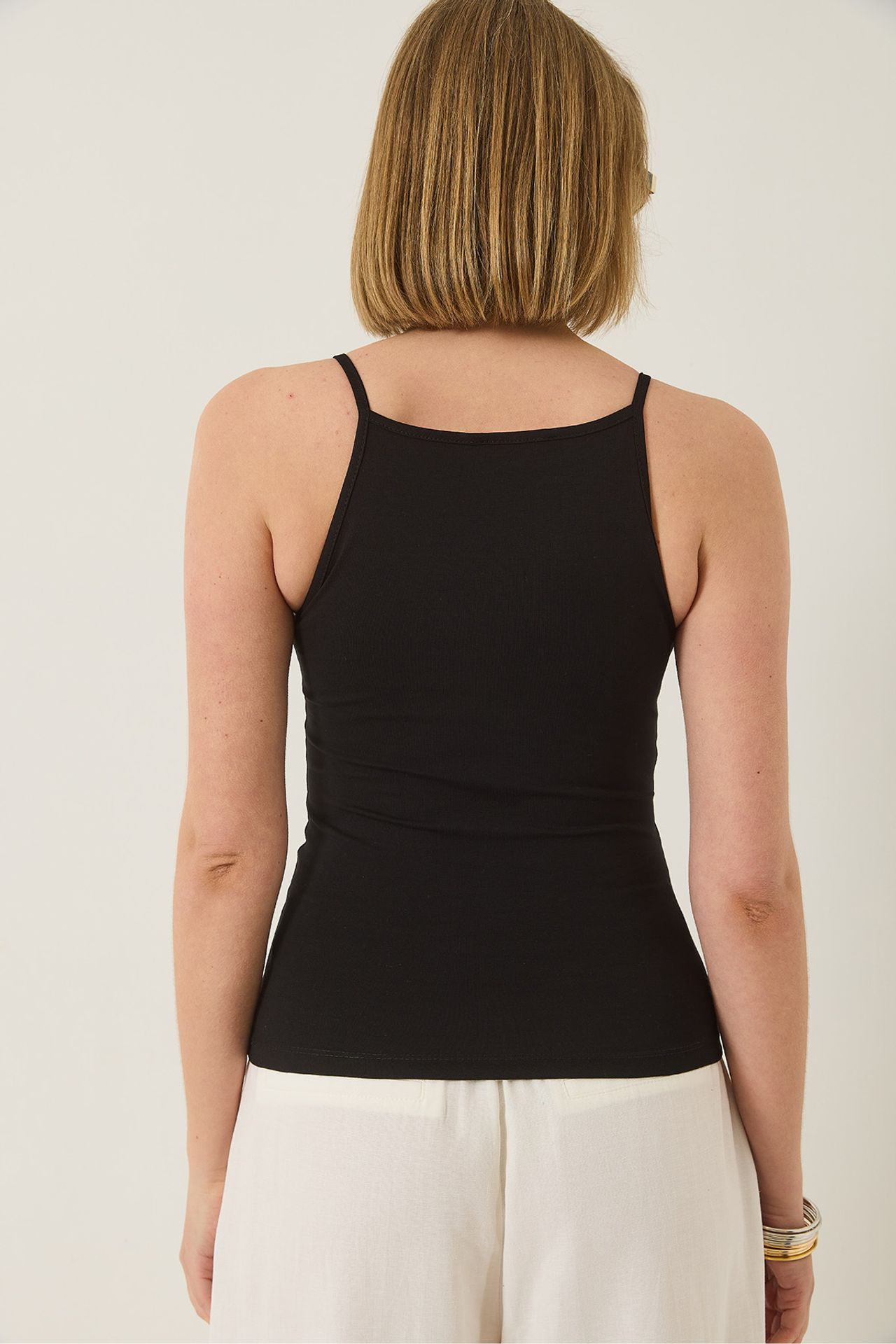 LUCCI Fitted Cotton Blend Crew Neck Blouse