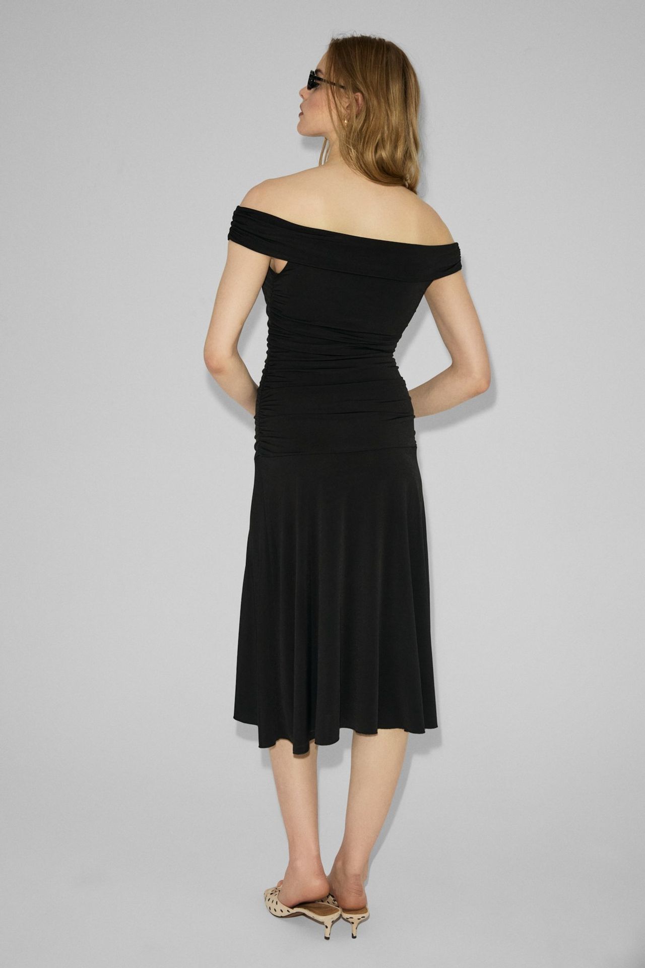 ETHIQUET Shirred Boat Neck Midi Dress 6
