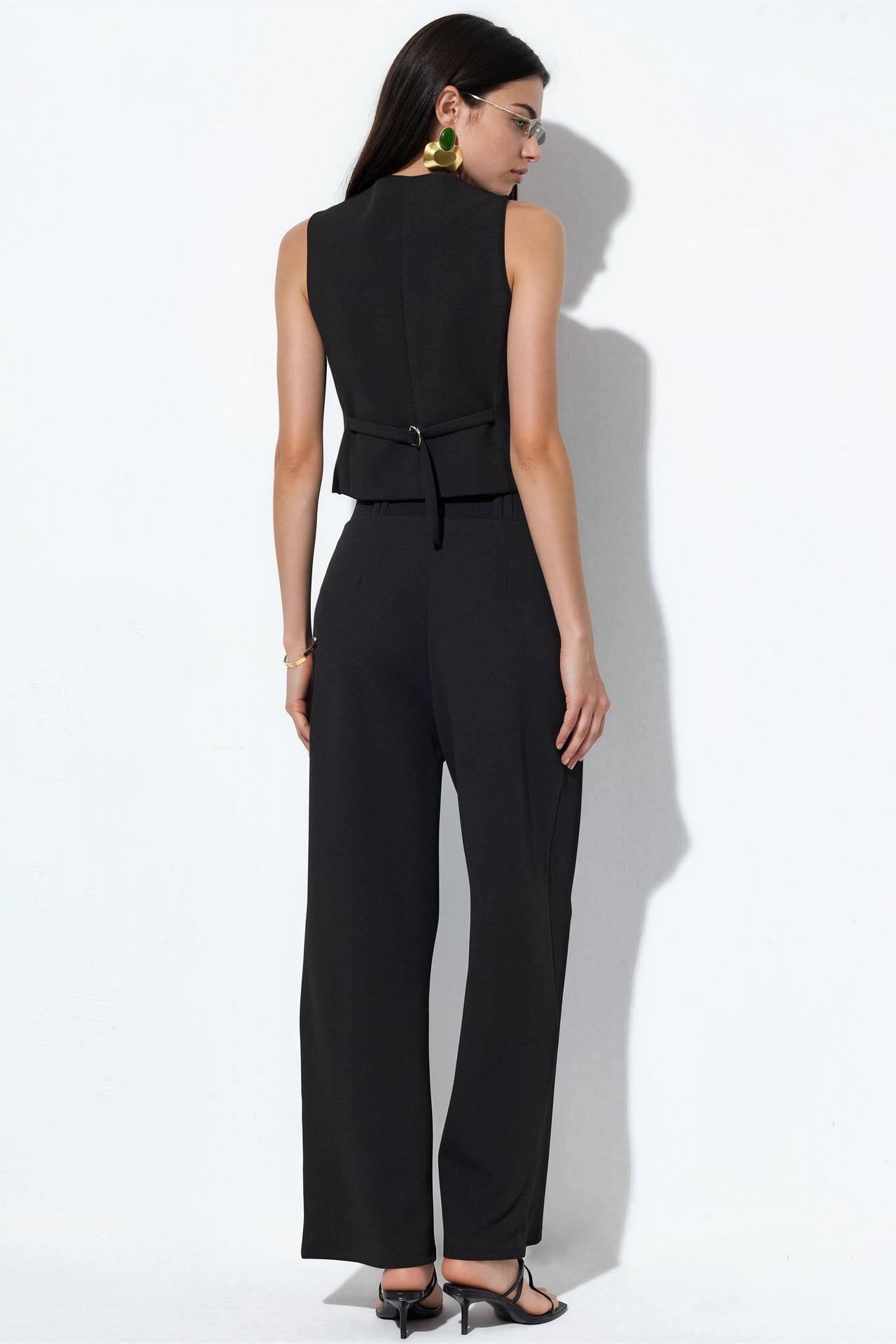 BDART V-neck Crepe Waistcoat 3