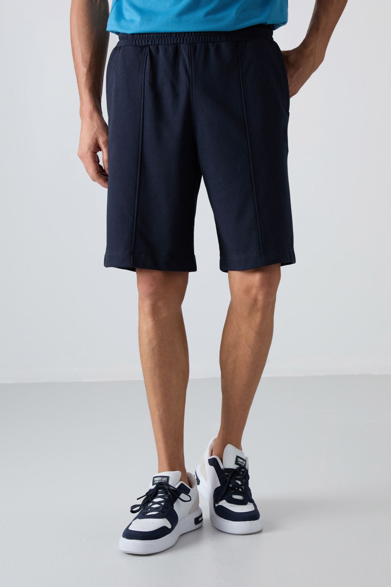 TOMMY Men's Knit Sweat Shorts 2