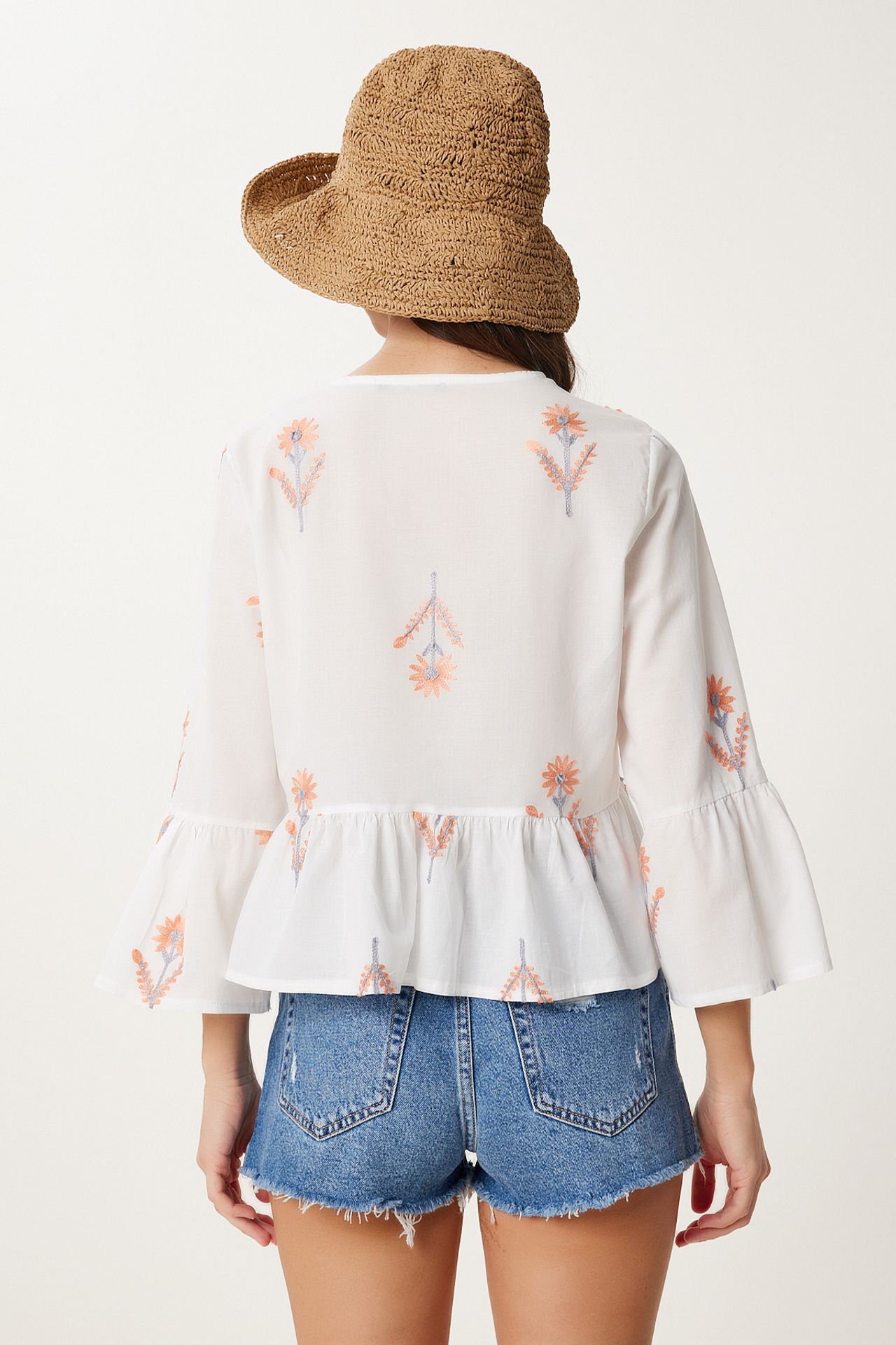 ISTANBUL Frilly Crew Neck Long Sleeve Floral Blouse 4