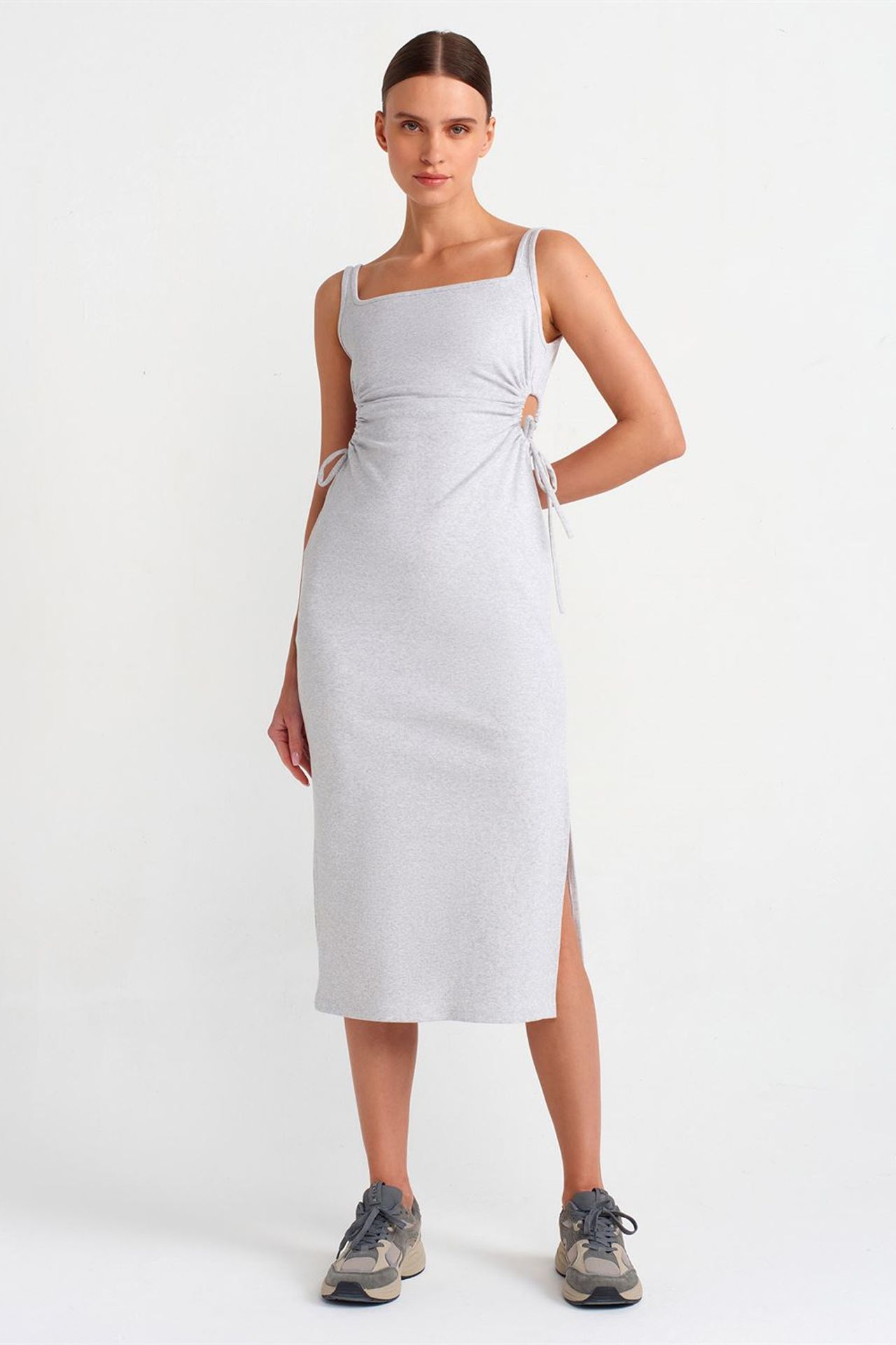 DILVIN Askısız Cut-Out Detaylı Bodycon Midi Elbise 1
