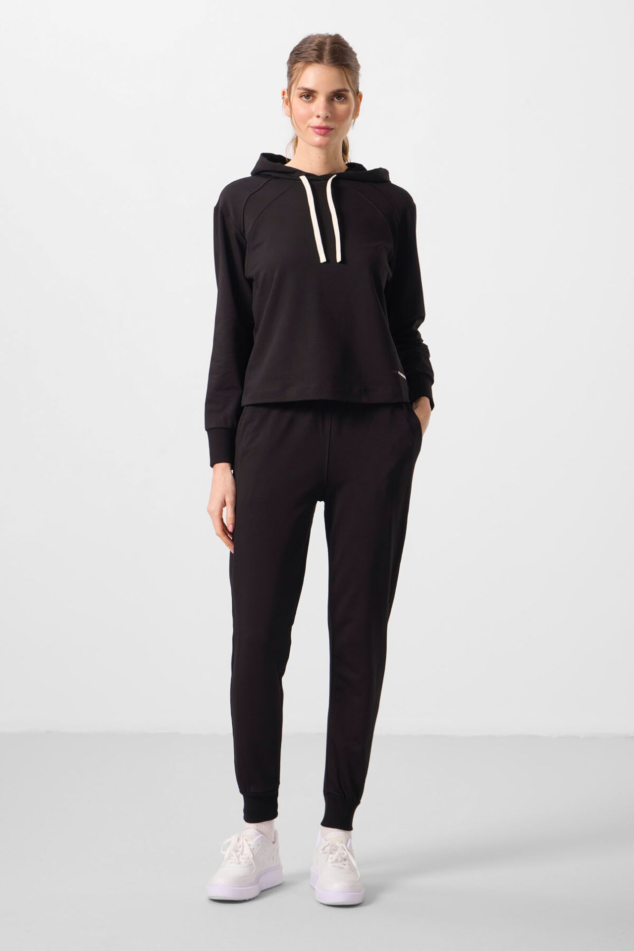 TOMMY Oversized Hooded Sweatshirt And Pants Set 1