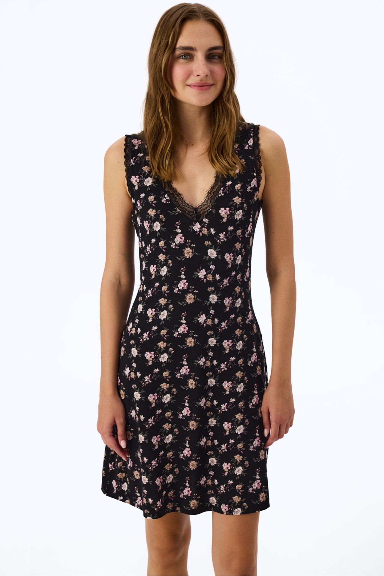 PENTI Floral Dream Nightdress 1