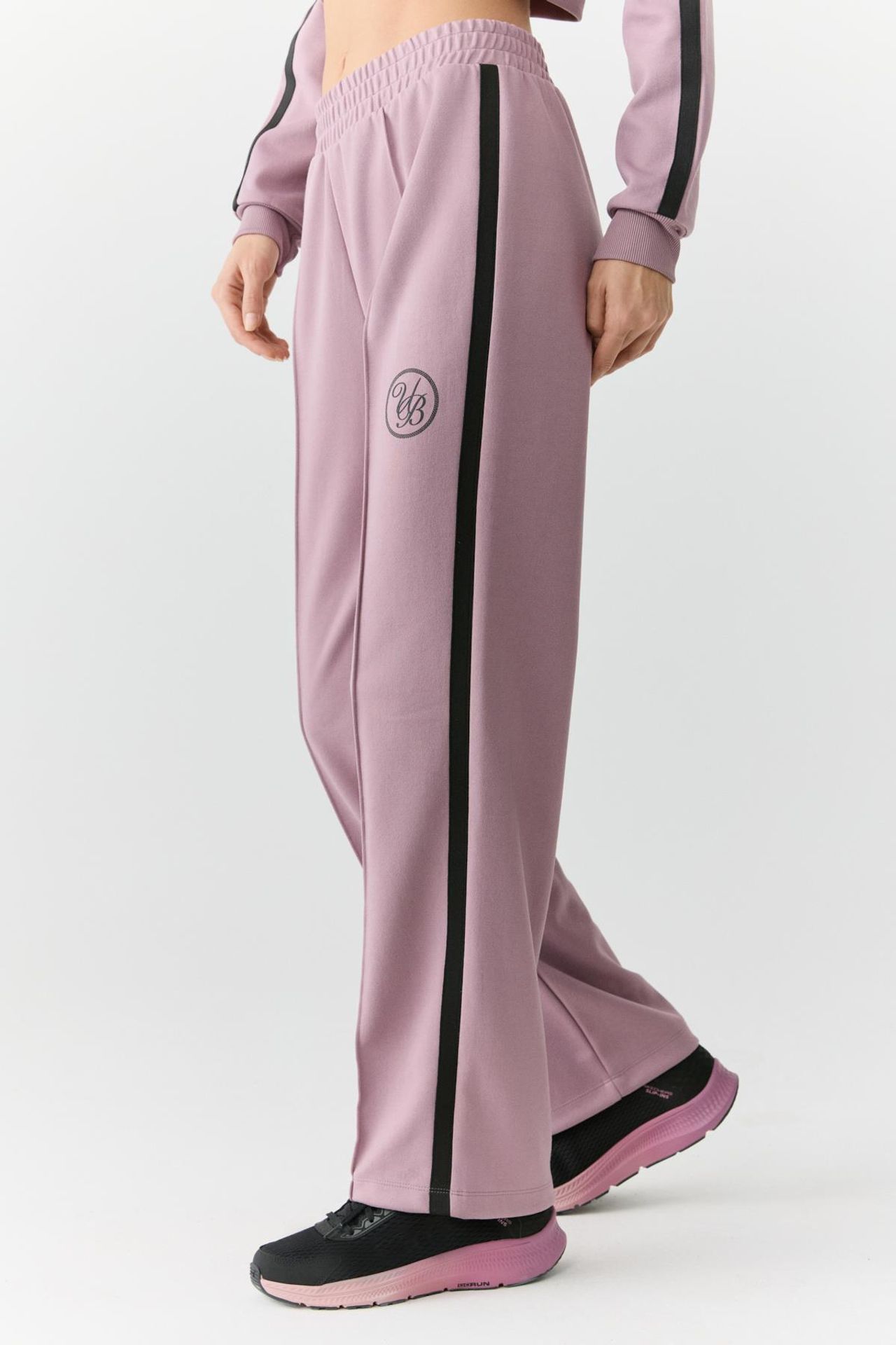 GRIMELANGE Straight Leg Elastic Waist Sweatpants 4