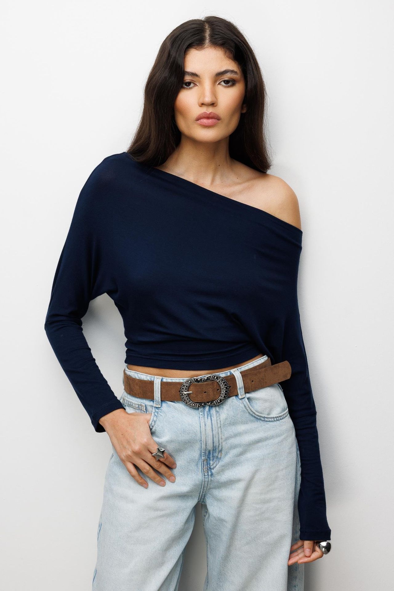 MIXRAY Asymmetrical Collar Slim Fit Crop Blouse with Cut Out 1