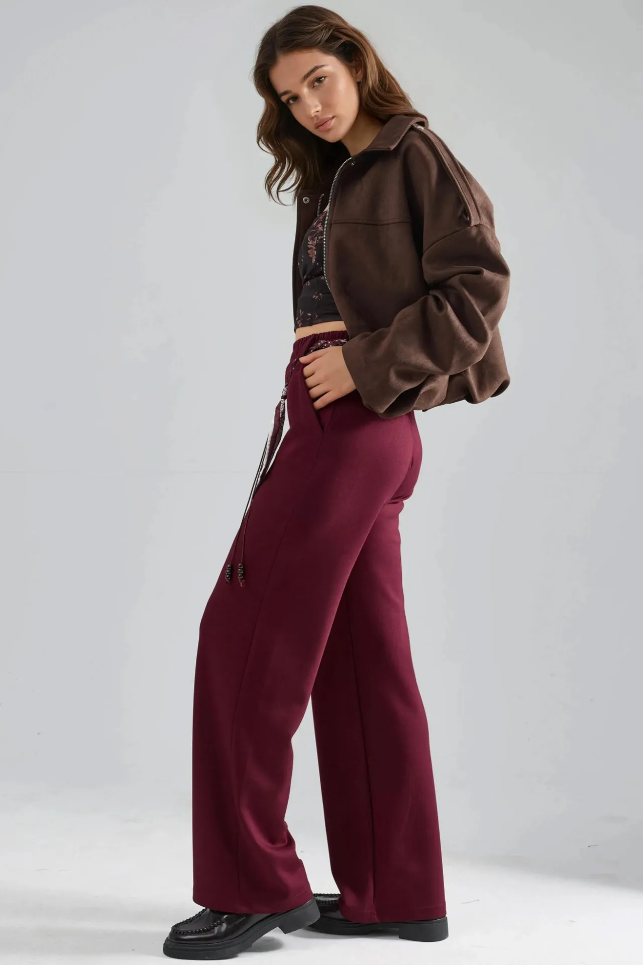 BERSAN Women’s Straight-Leg Sweatpants 6