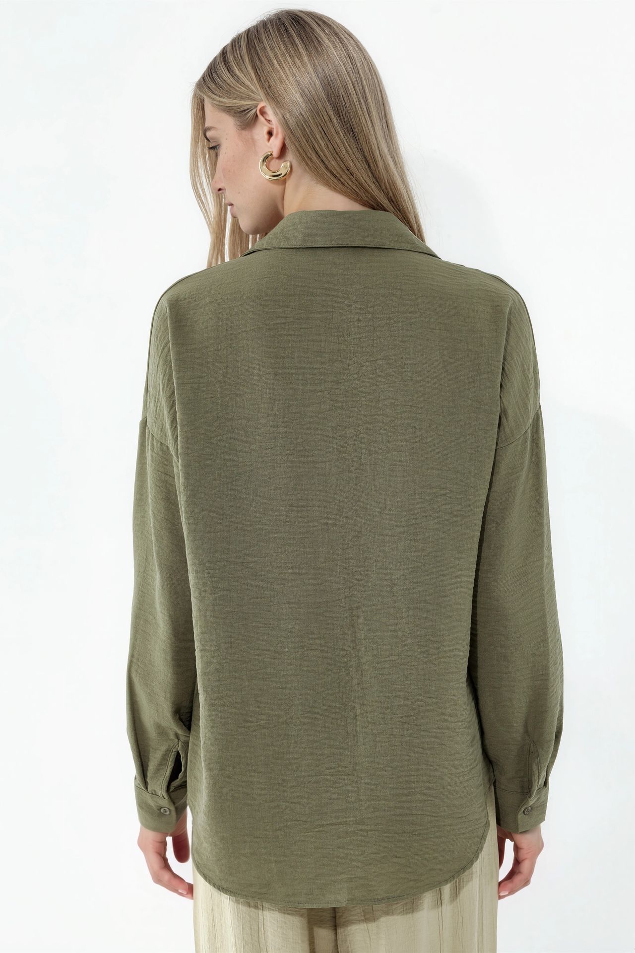 BDART Linen Blended Shirt with Button Closure 3