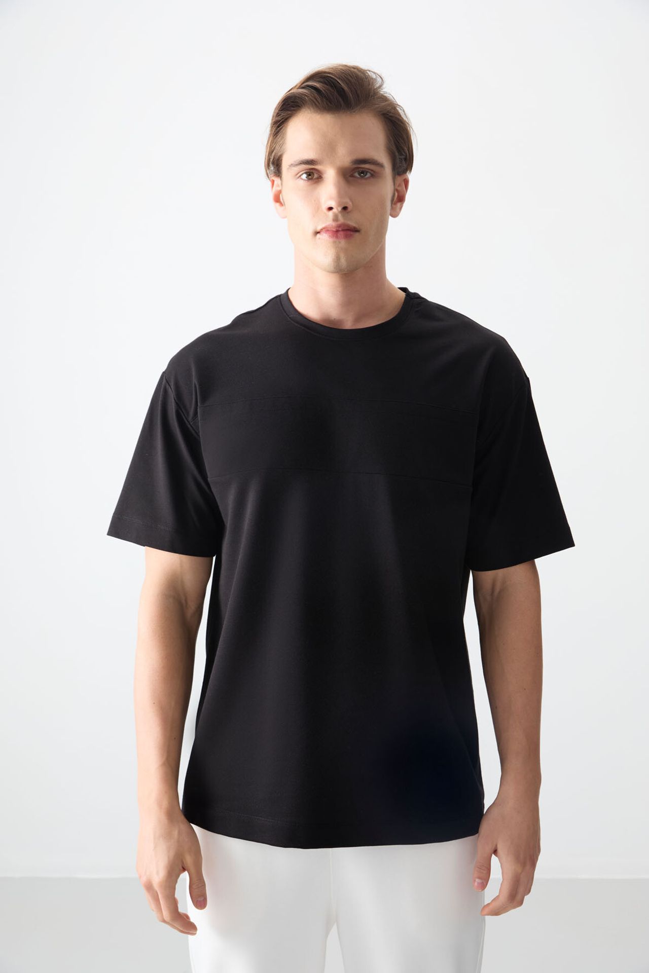 TOMMY Oversized Crew Neck T-Shirt 2
